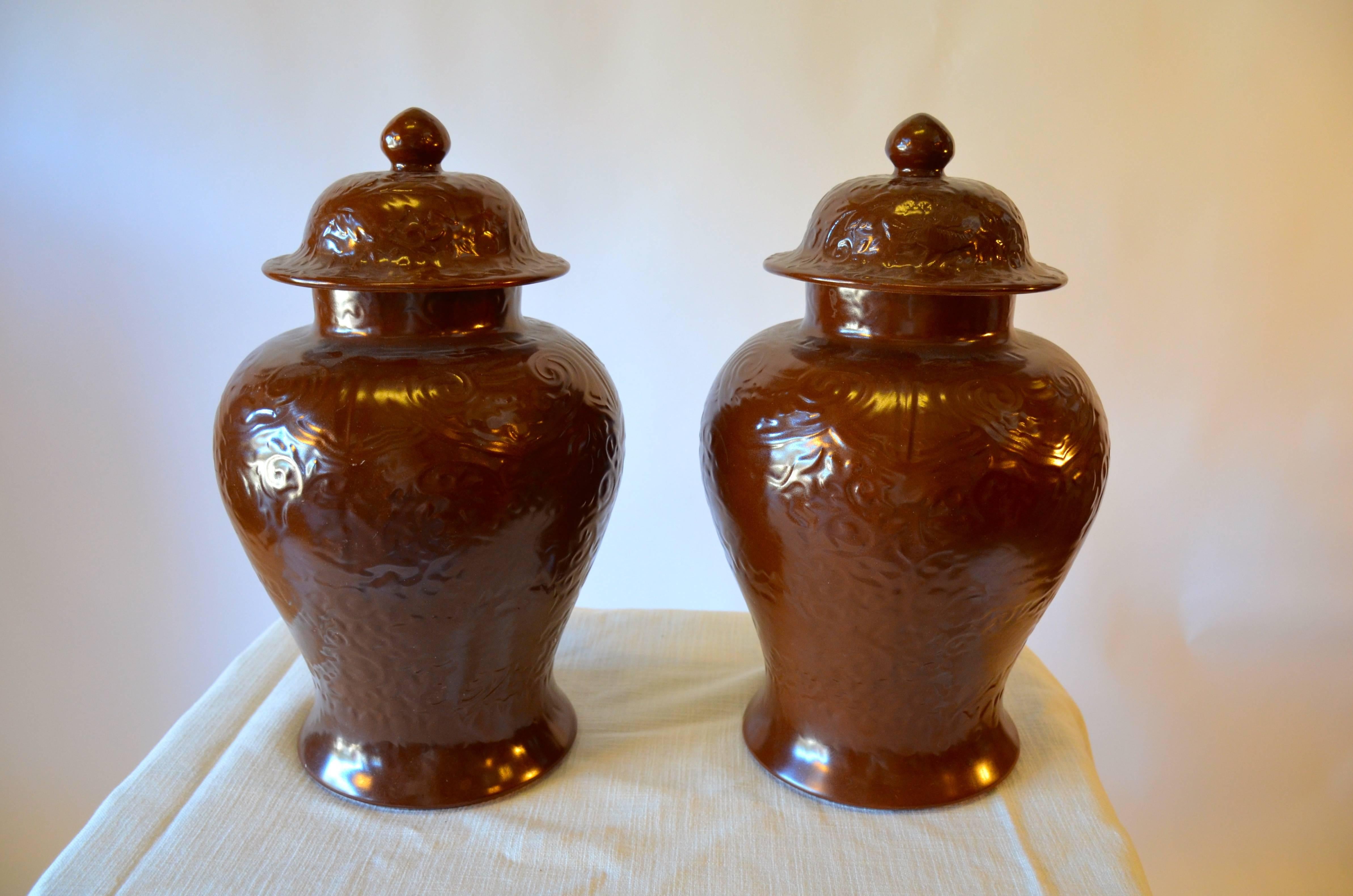 Pair of Chocolate Cachepots In Good Condition In Southampton, NY