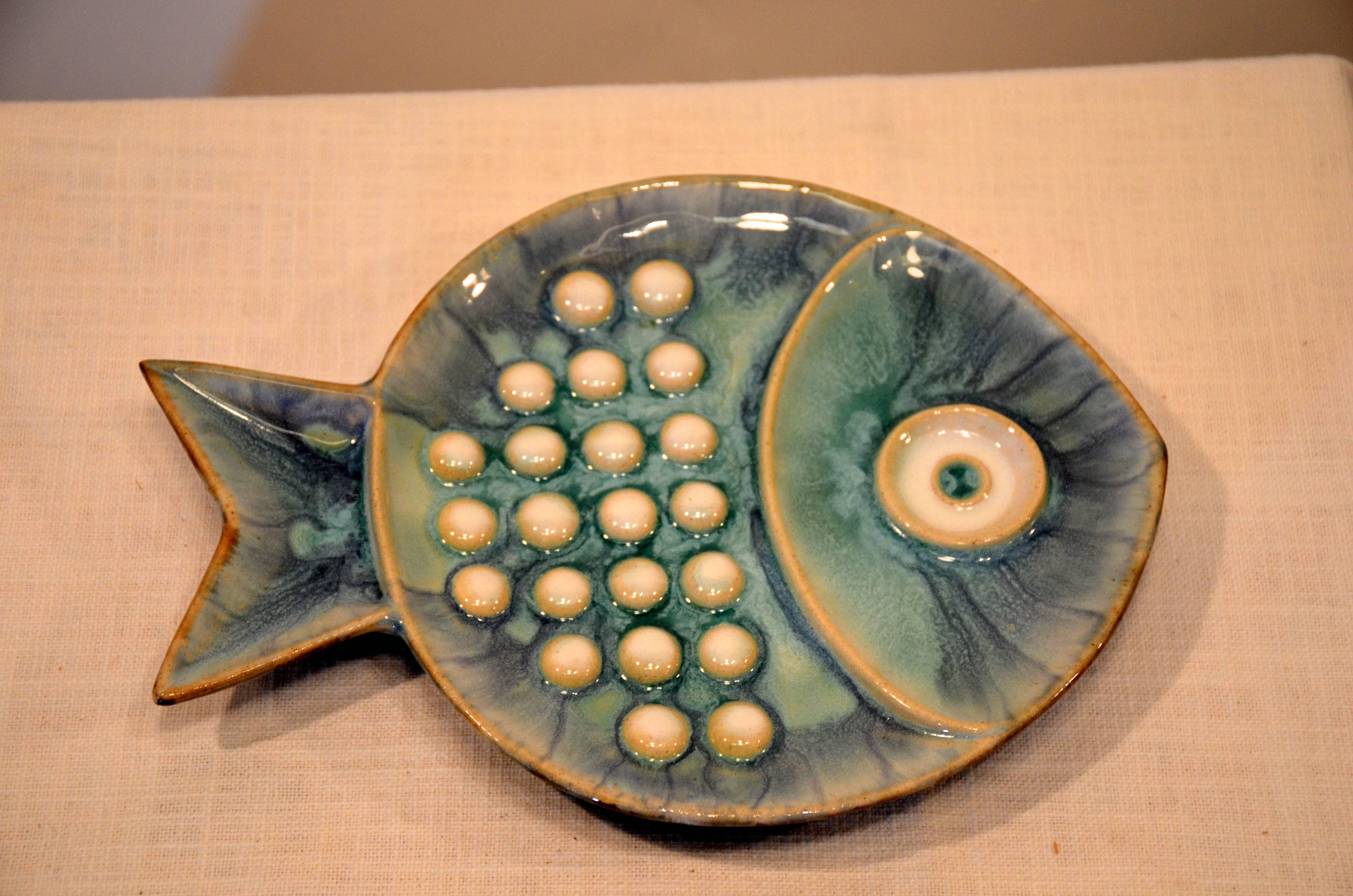 Late 20th Century Small Round Fish Platter For Sale