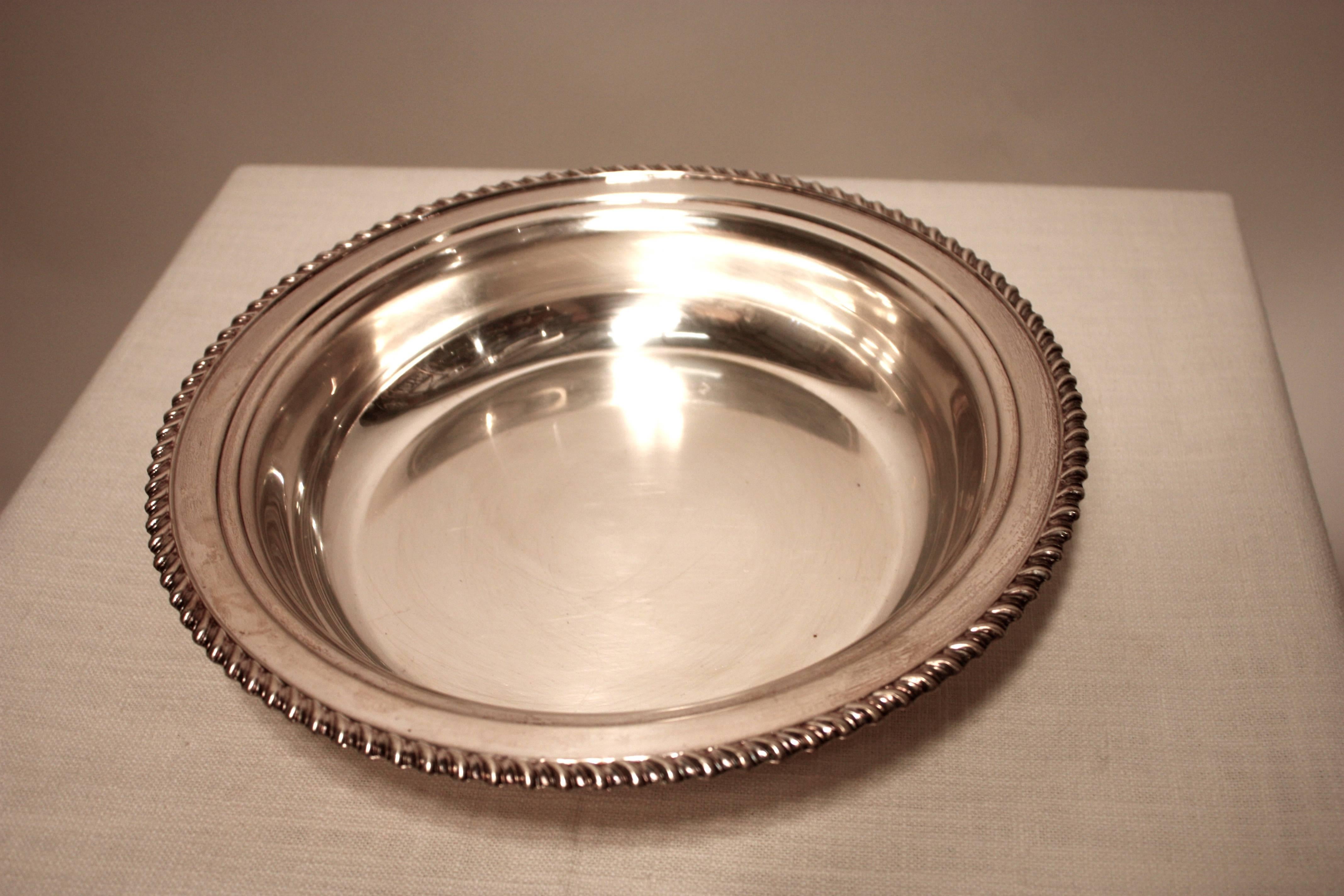 Silver Wine Plate In Good Condition For Sale In Southampton, NY