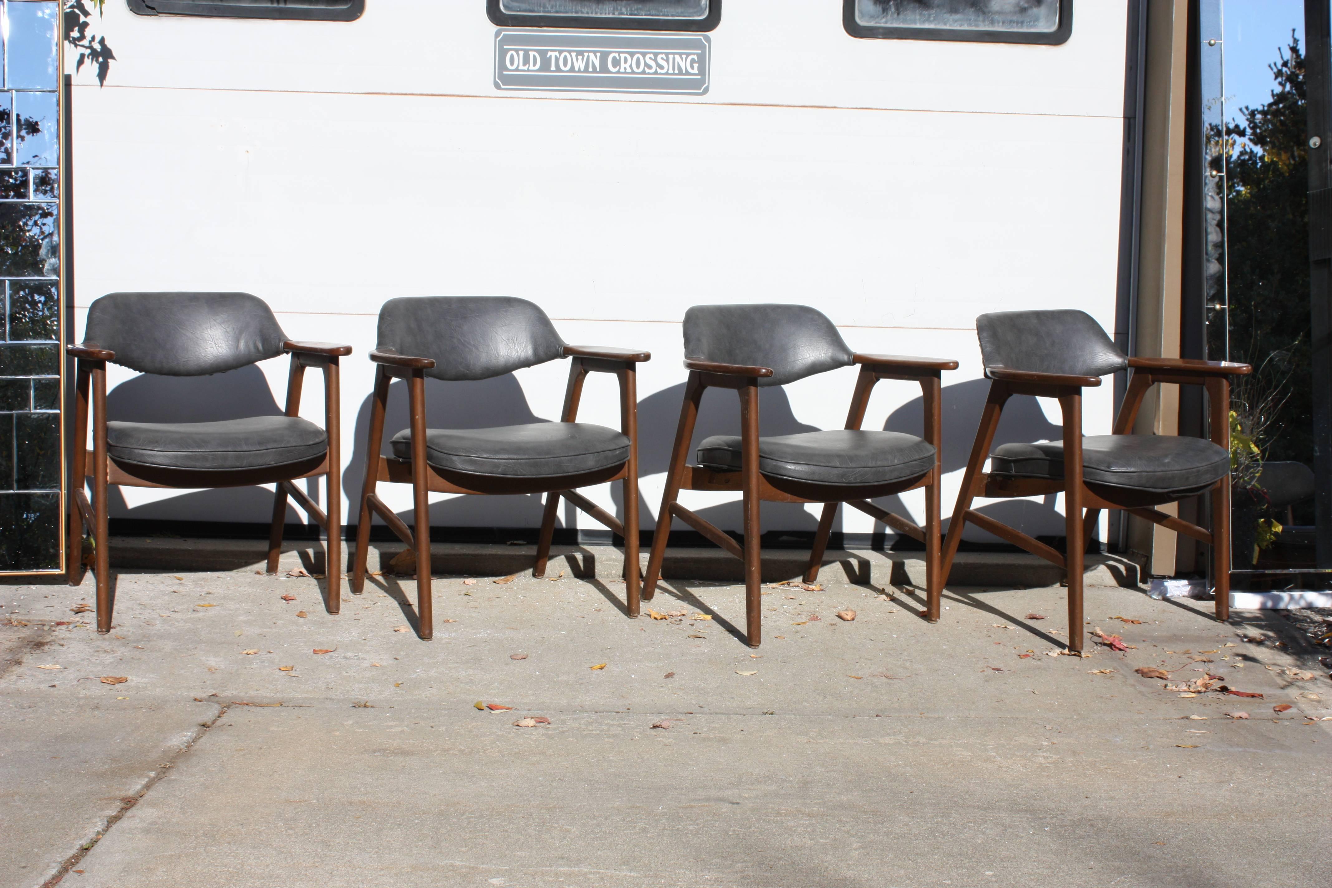 Late 20th Century Set of 8 Swedish Mid-Century Modern Mahogany Curved Cut-Out Barrel Chairs For Sale