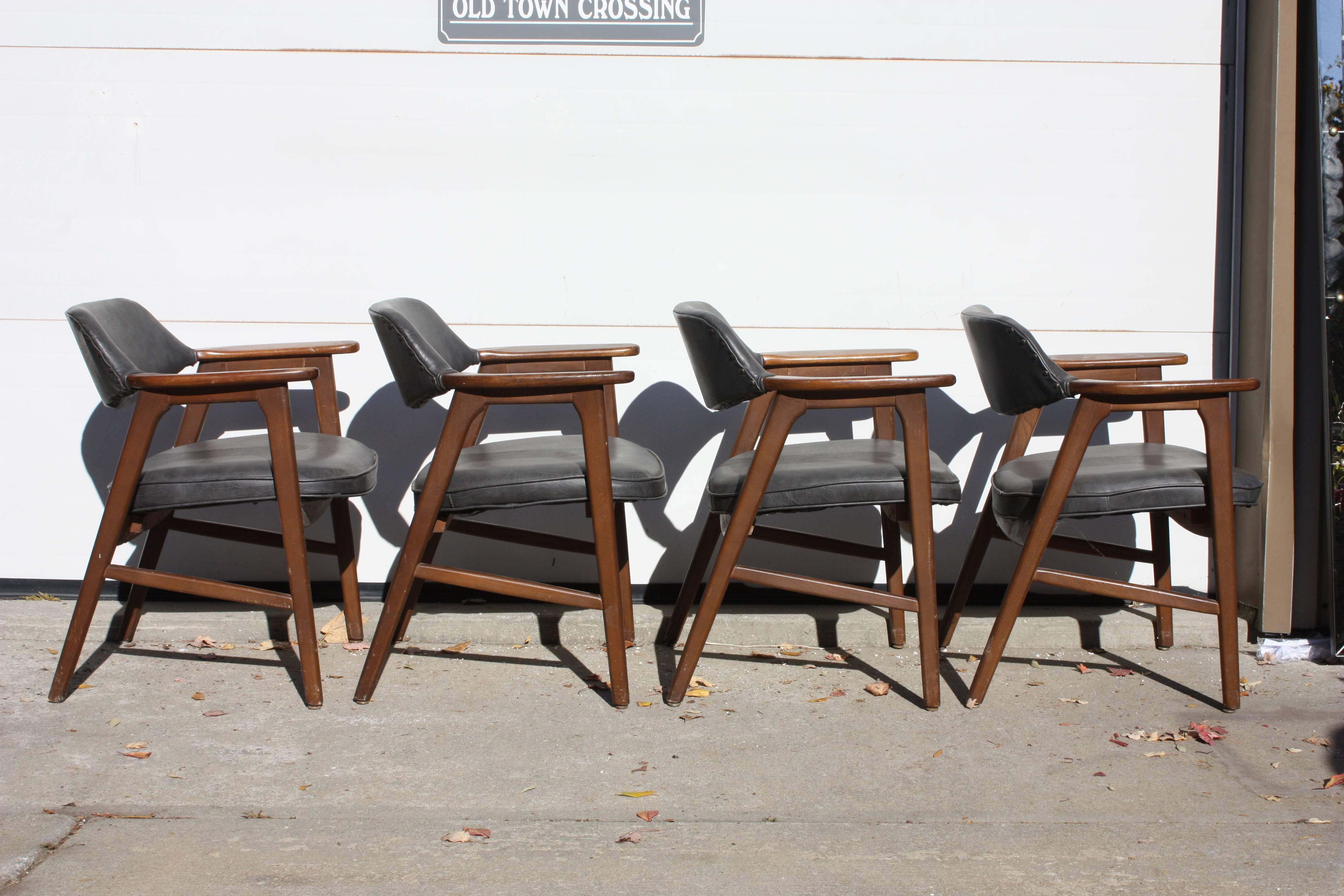 Set of 8 Swedish Mid-Century Modern Mahogany Curved Cut-Out Barrel Chairs For Sale 1