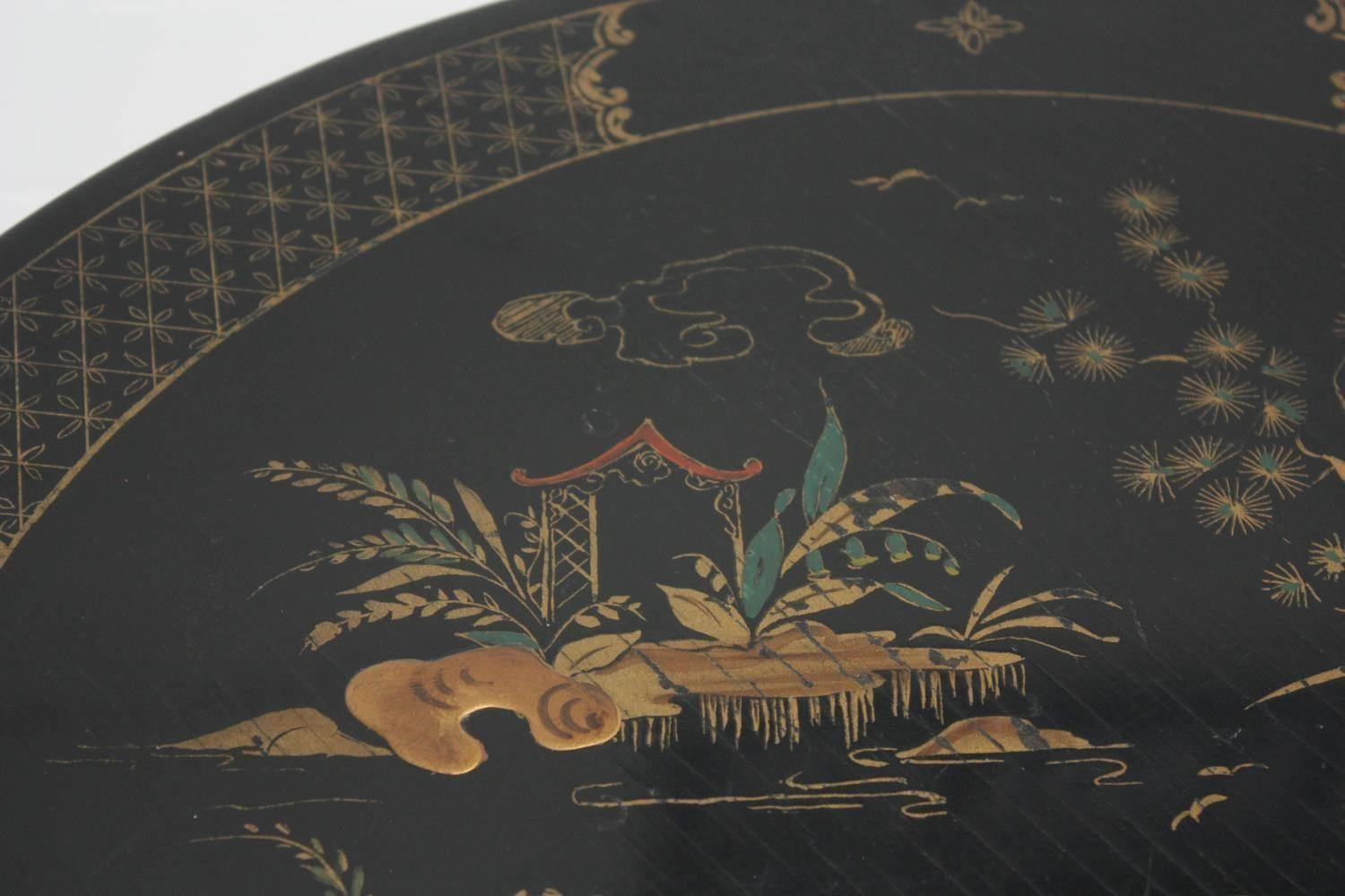 Pair of Round Black Hand-Painted Chinoiserie Side Tables In Excellent Condition For Sale In Southampton, NY