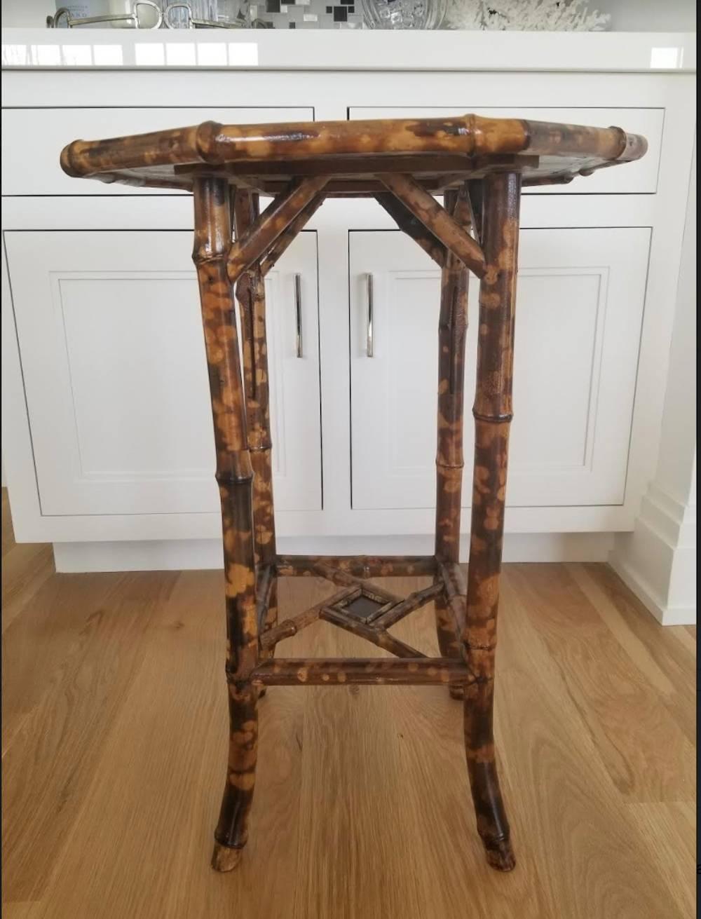 English Antique Chinoiserie Scorched Bamboo Side Table For Sale