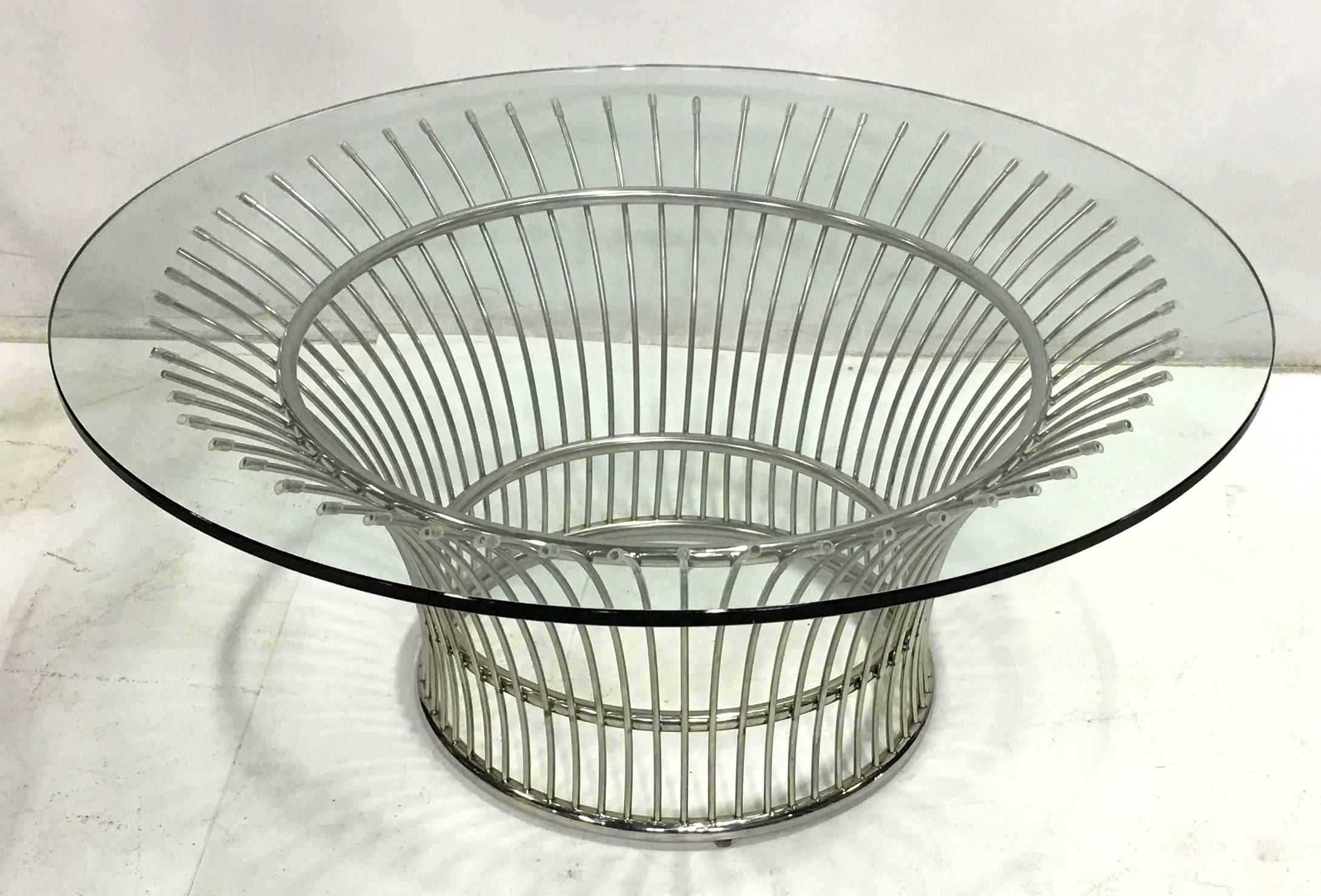 Chrome-plated steel tulip form coffee table in the style of Warren Platner.