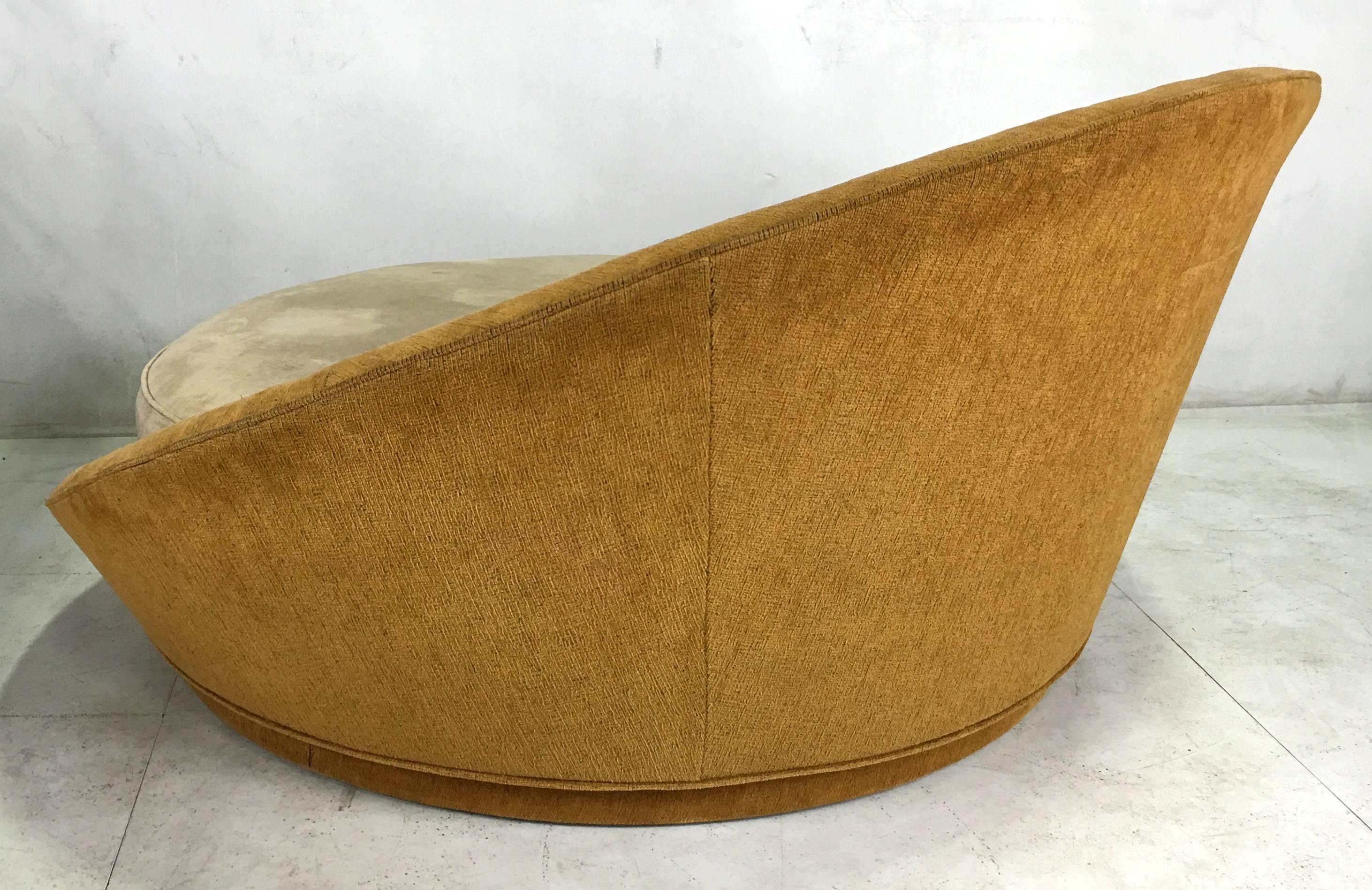 Large Scale Lounge Chair or Daybed by Milo Baughman In Excellent Condition In Danville, CA