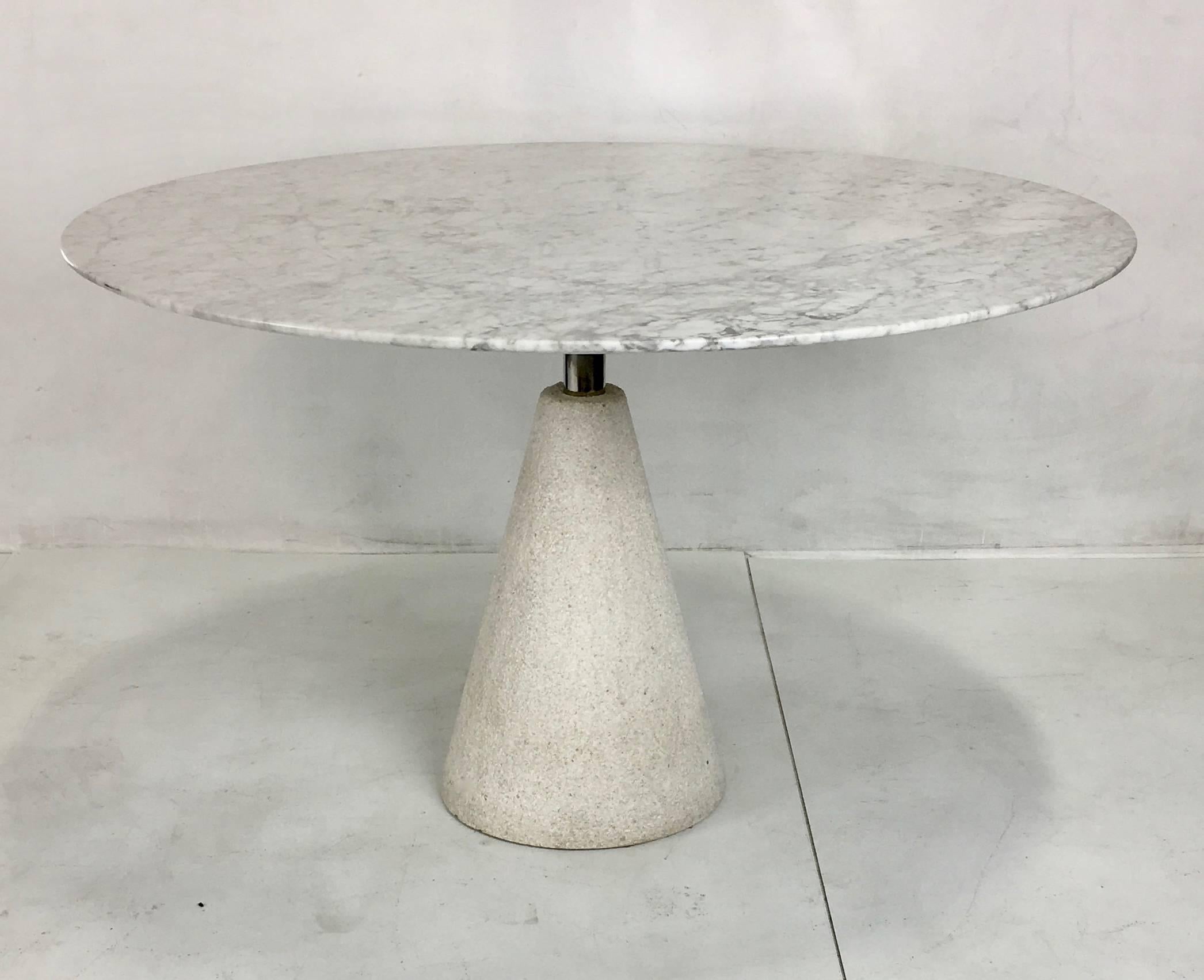 Mid-Century Modern Modernist Concrete and Steel Dining Table by Saporiti Italia