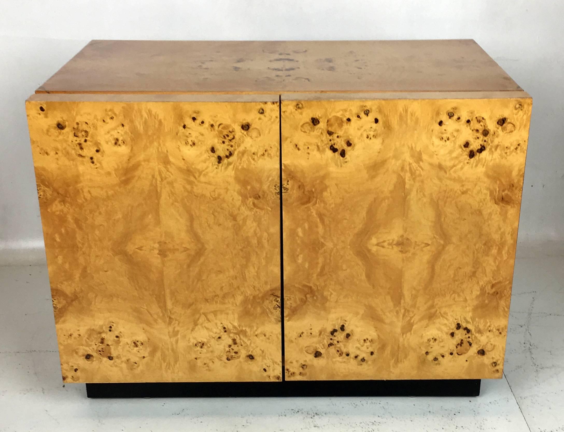American Pair of Olive Burl Nightstands by Lane, in the style of Milo Baughman