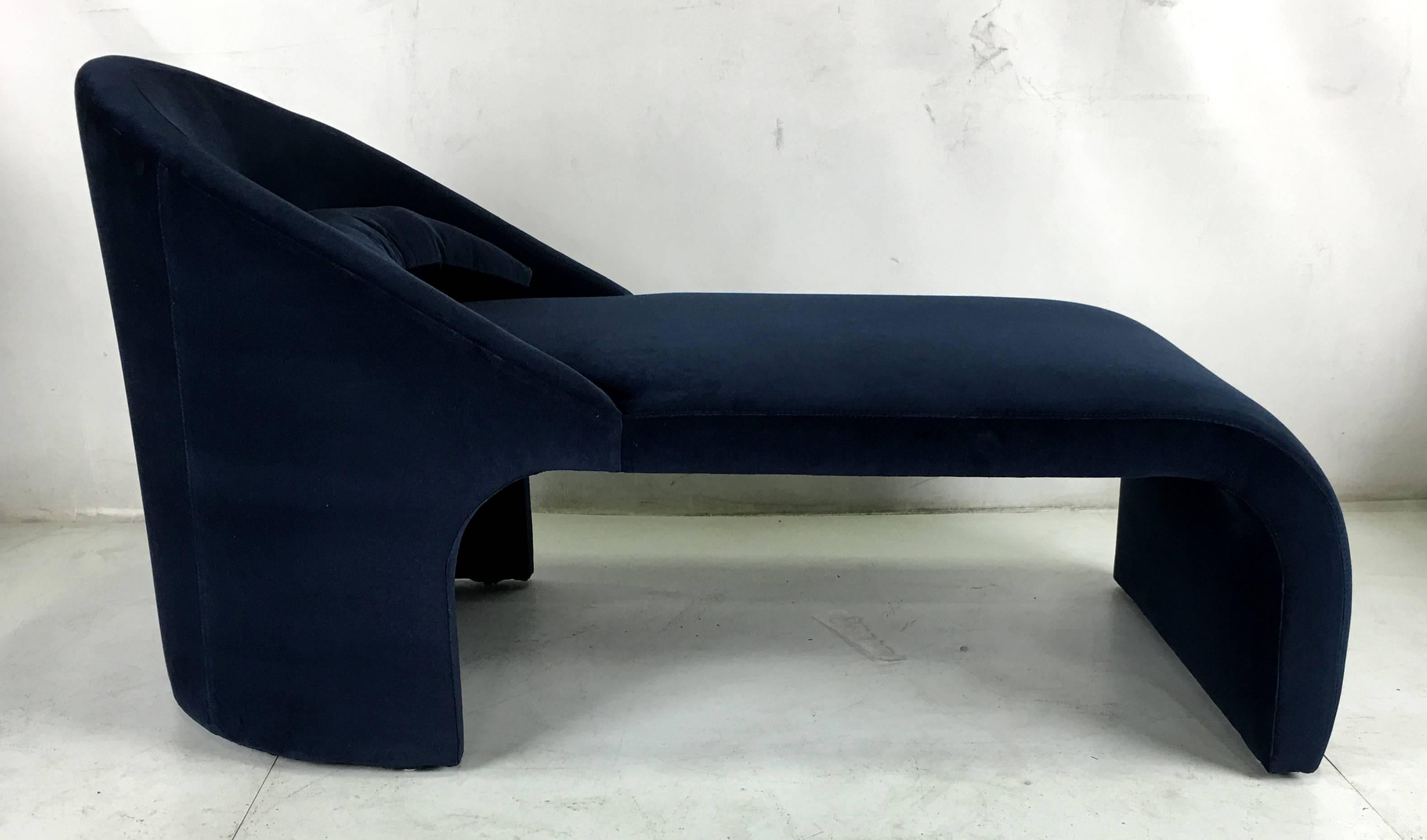 Modern Fall Front Chaise Longue by Directional