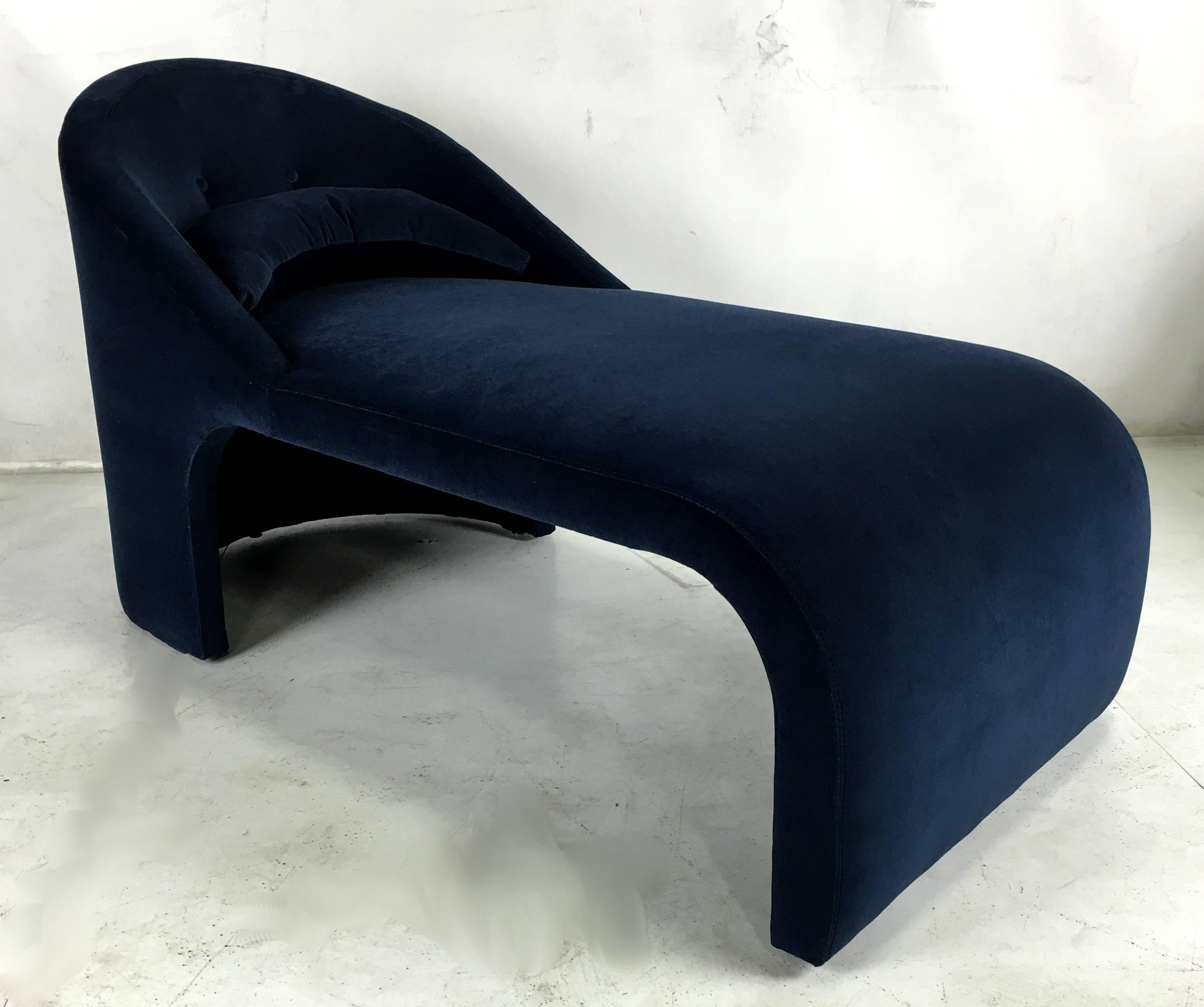 Mod waterfall front chaise attributed to Vladimir Kagan for Directional.