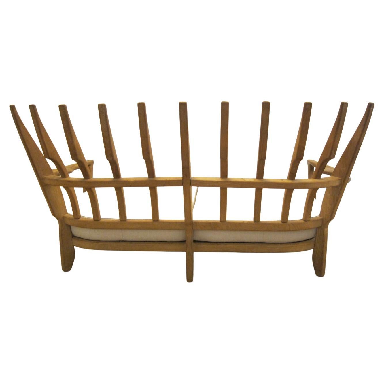 Canapé en chêne du milieu du siècle dernier de Guillerme et Chambron, France, 1960