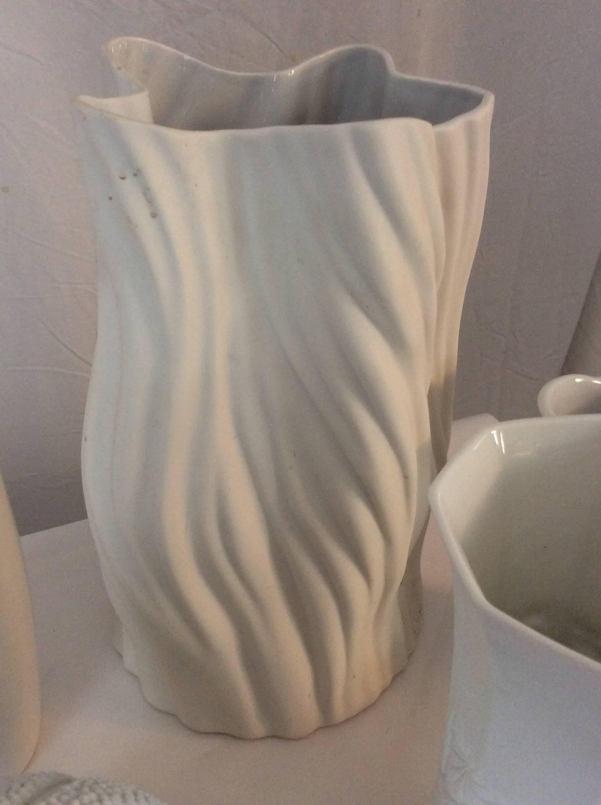 Collection Mid-Century Modern Rosenthal Style White German Kaiser Jap. Vases For Sale 1