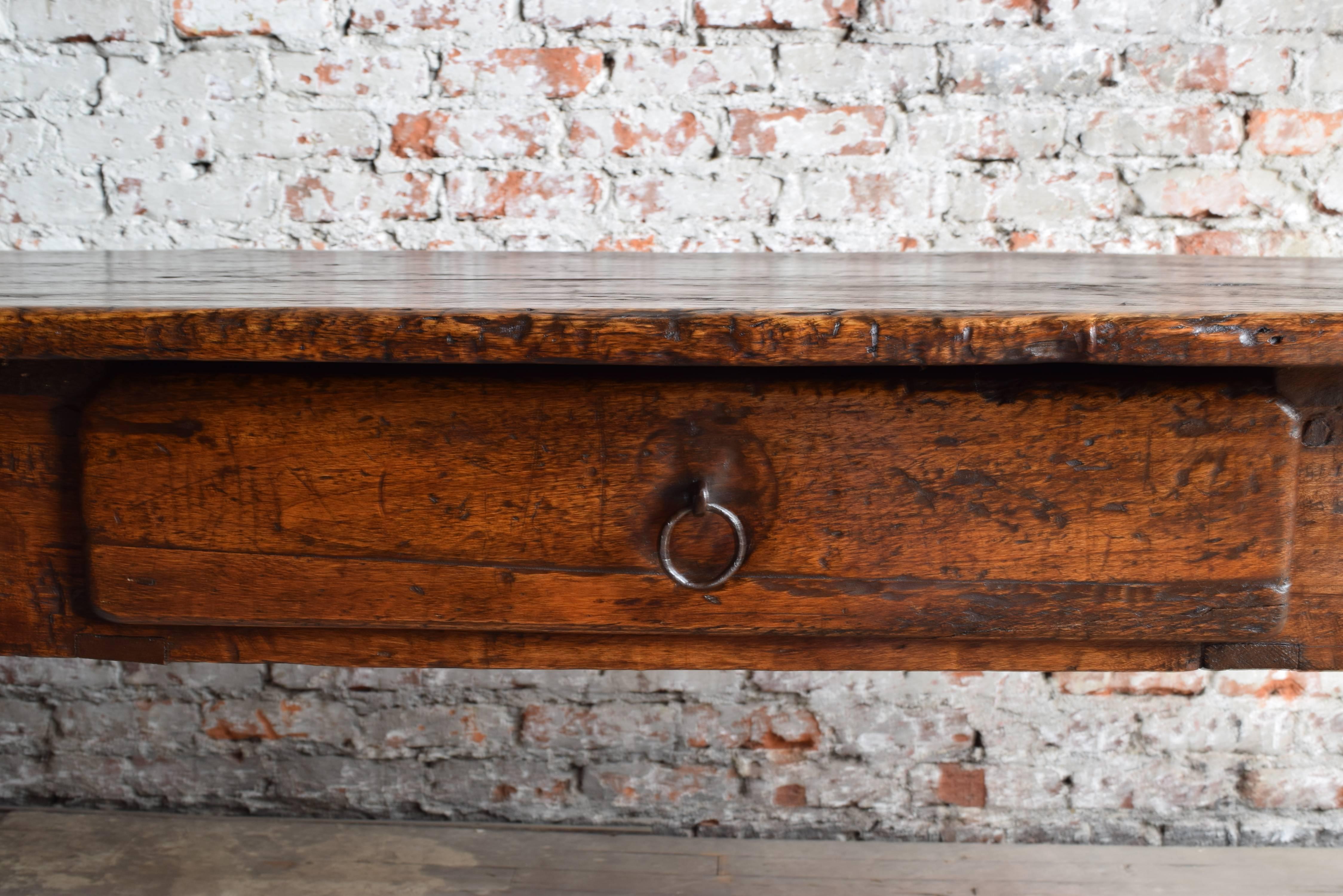 19th Century Italian Farm Table in Pioppo Wood, circa 1800