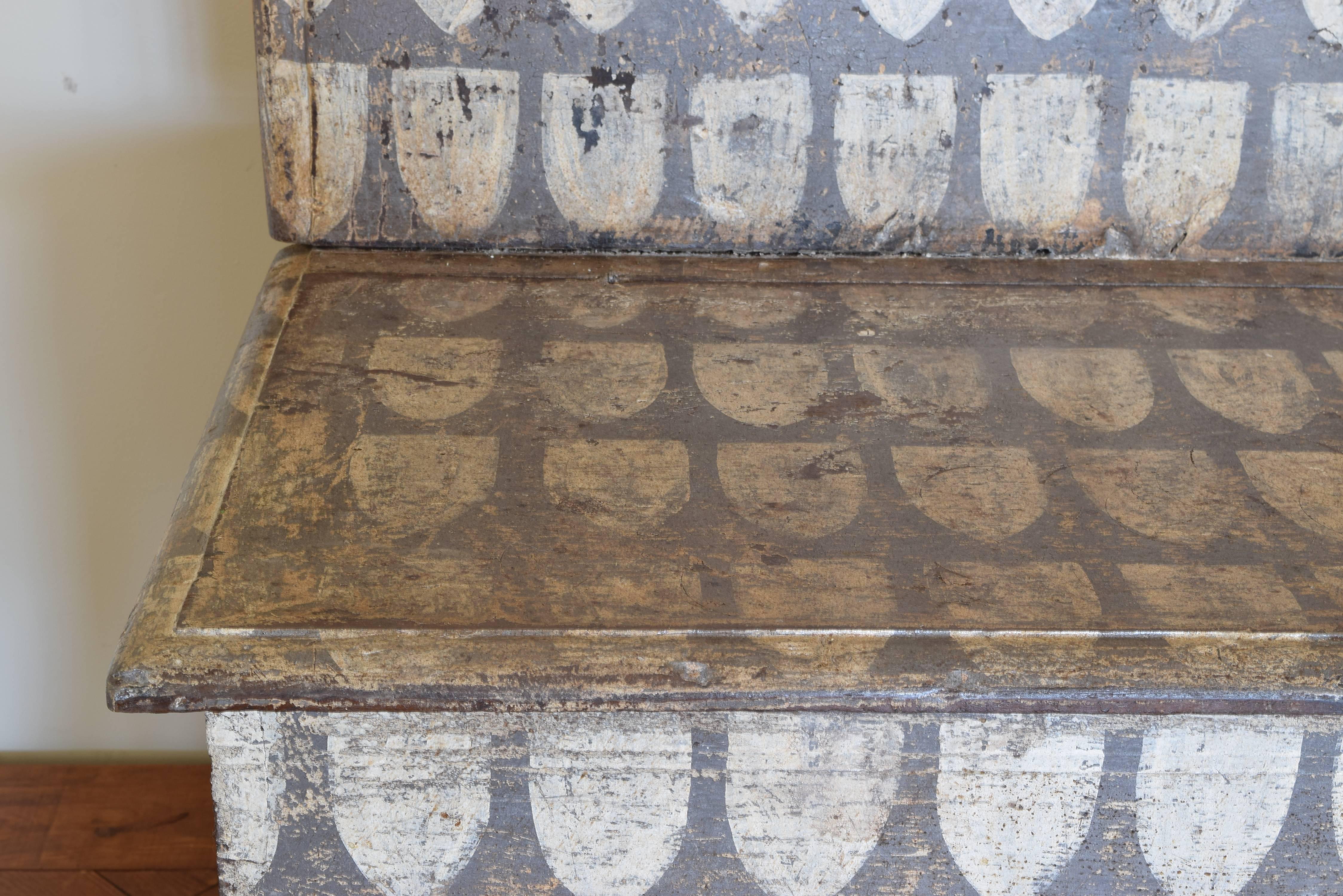 17th Century Italian Baroque Painted Cassapanca from Tuscany, Late 17th-Early 18th Century