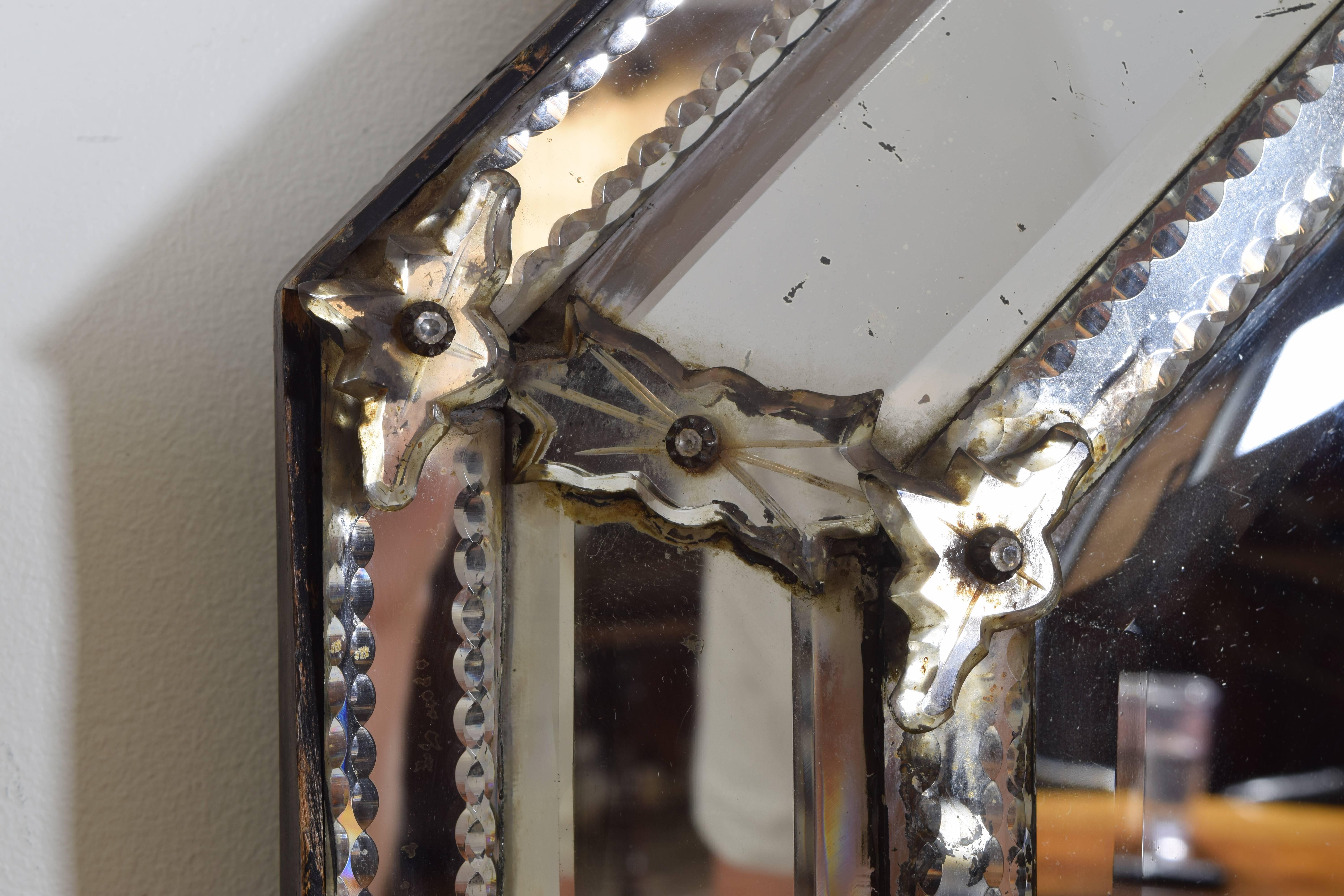 Italian, Venetian, Octagonal Mirror, Mid to 3rd Quarter 19th Century 3