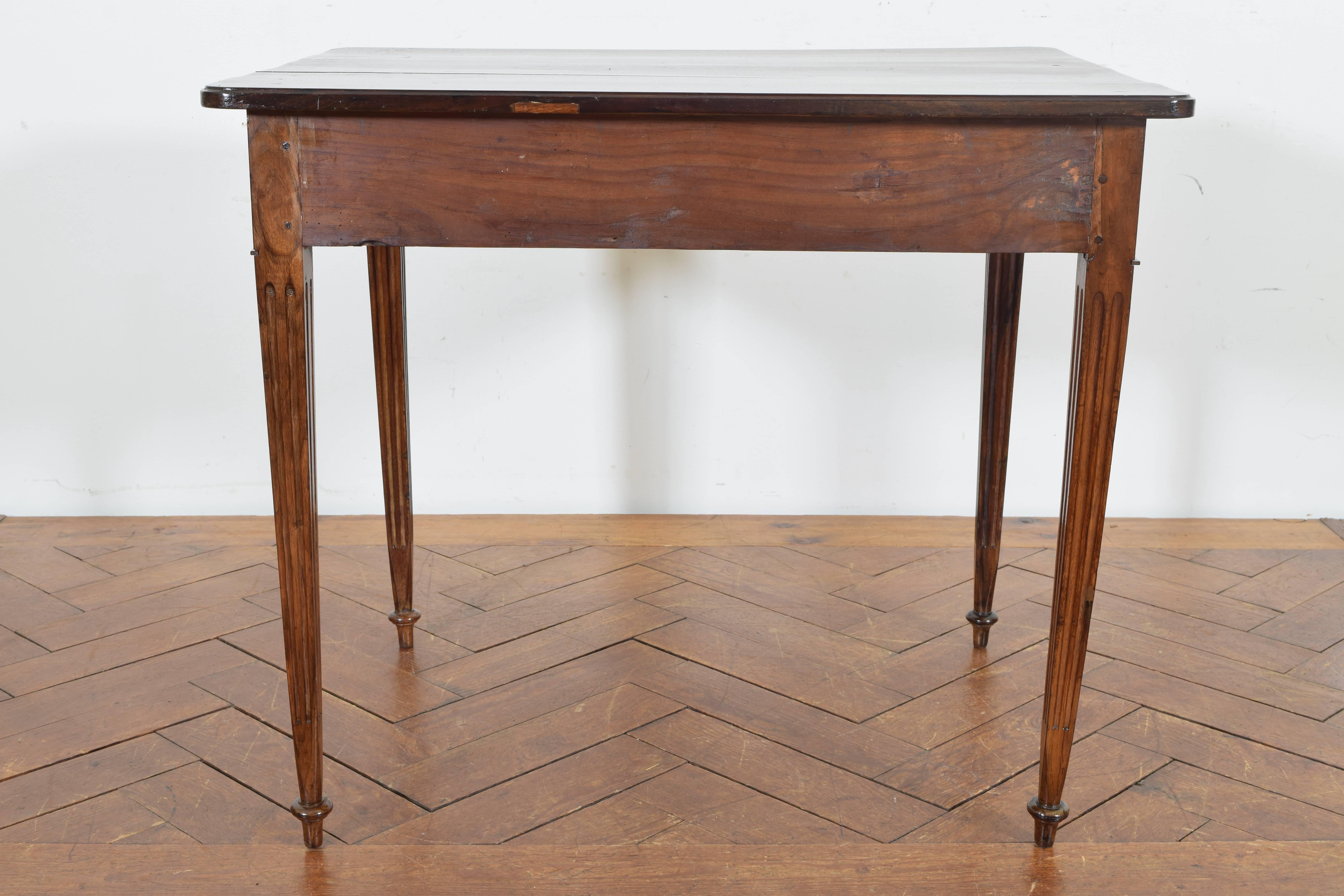 French Neoclassic Carved Walnut and Veneer One-Drawer Table, Early 19th Century 4