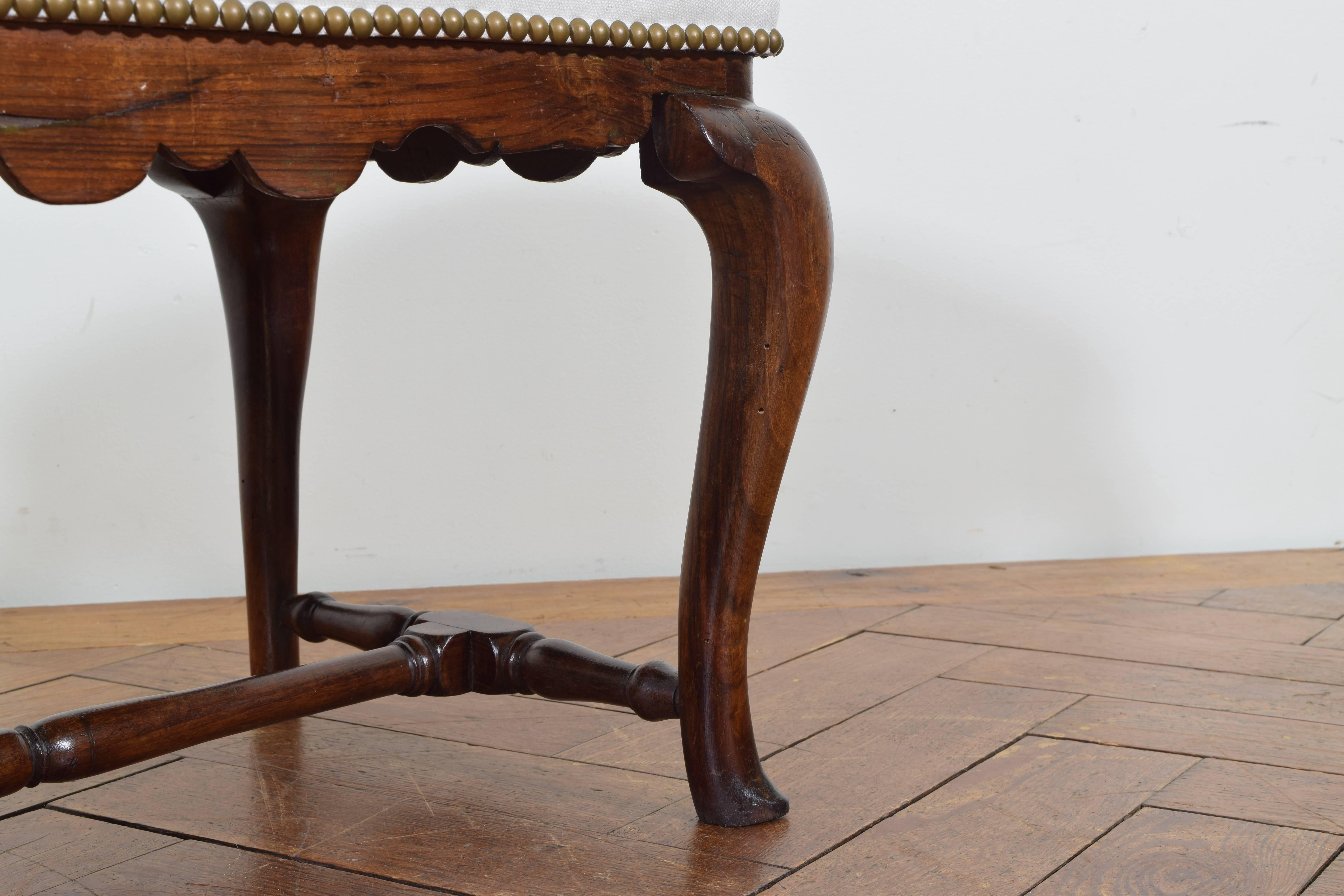 Spanish Queen Anne Style Walnut and Upholstered Bench, Mid-18th Century 2