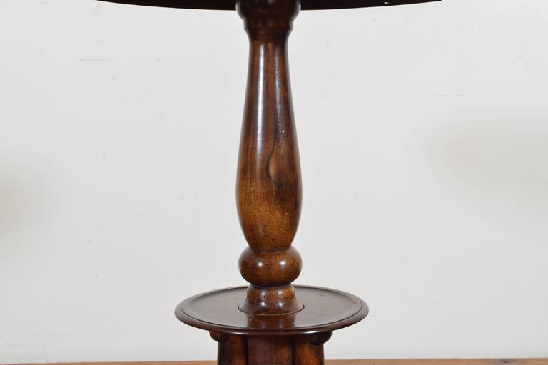 Italian Neoclassic Walnut Circular Two-Drawer Table, 19th Century 2