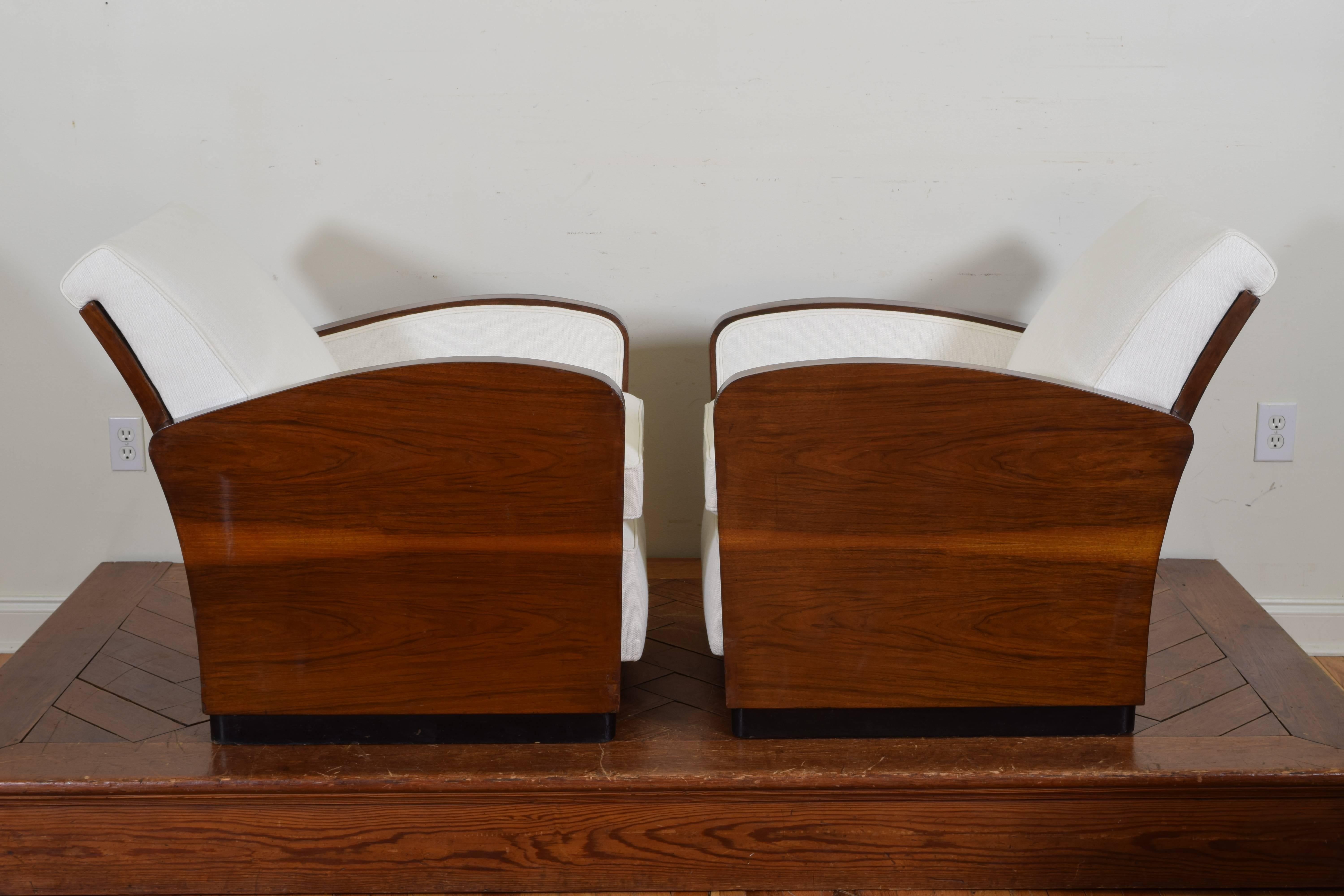 Pair of Italian Art Deco Walnut Veneer and Upholstered Club Chairs, 20th Century 1