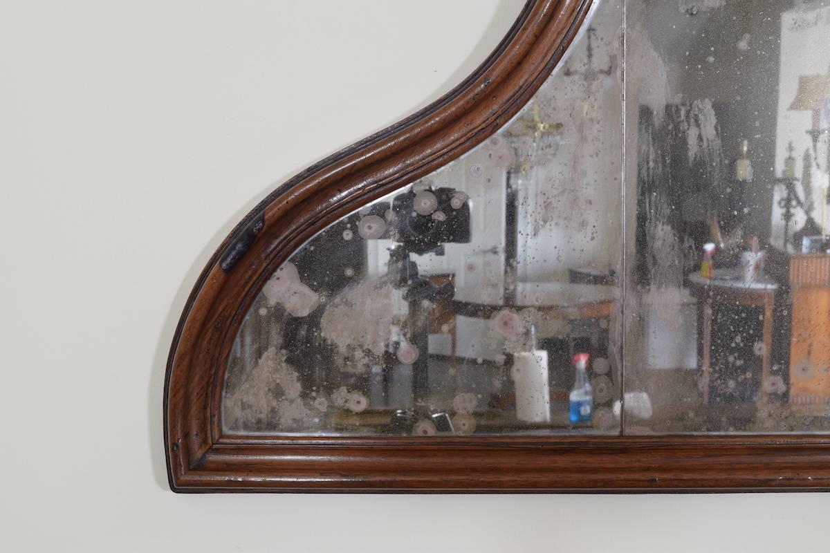 Italian, Genovese, Walnut Wall Mirror in the Queen Anne Style, 18th Century For Sale 2