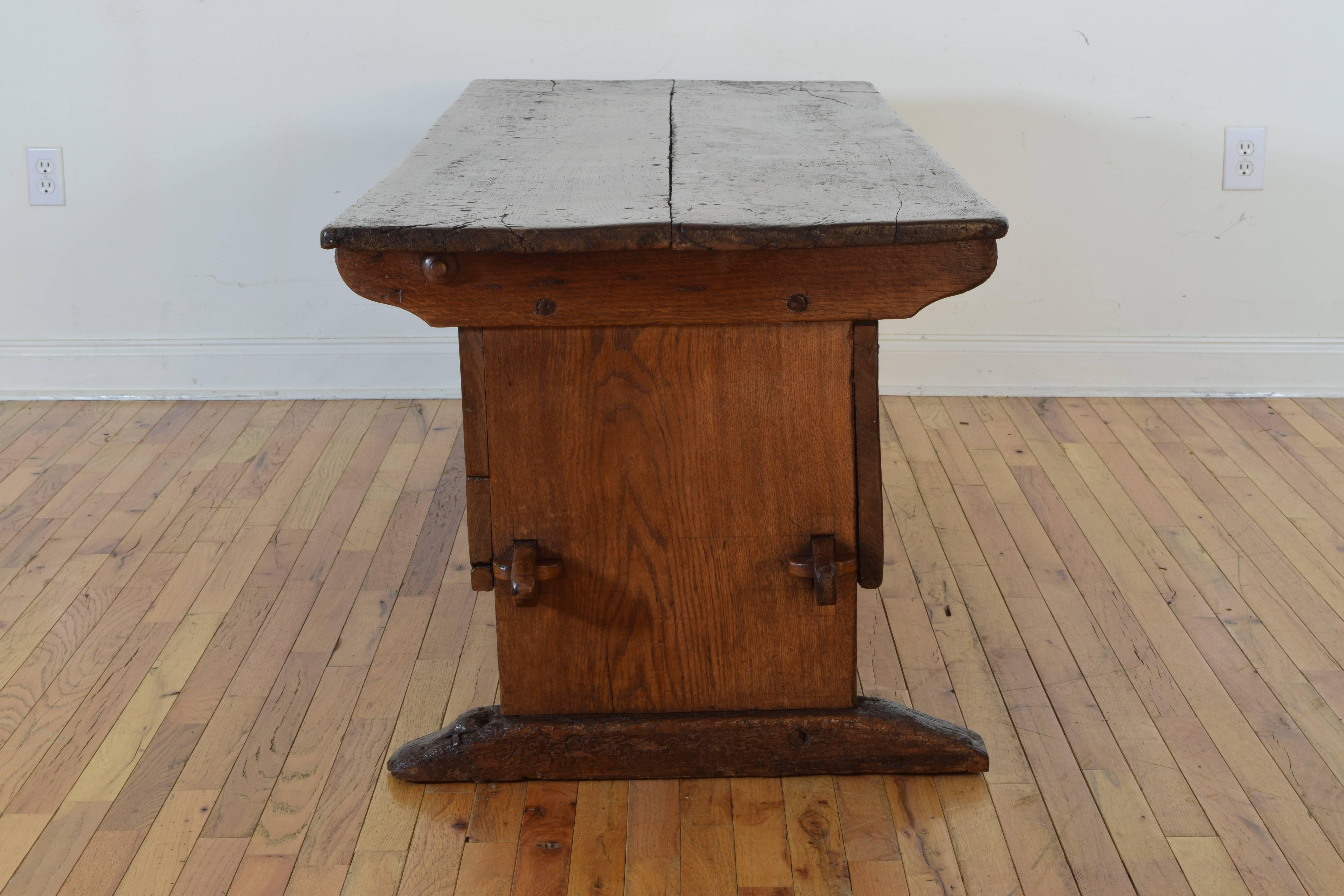 Unusual Swiss Oak Rustic Table with Hinged Doors, 17th-18th Century In Good Condition In Atlanta, GA