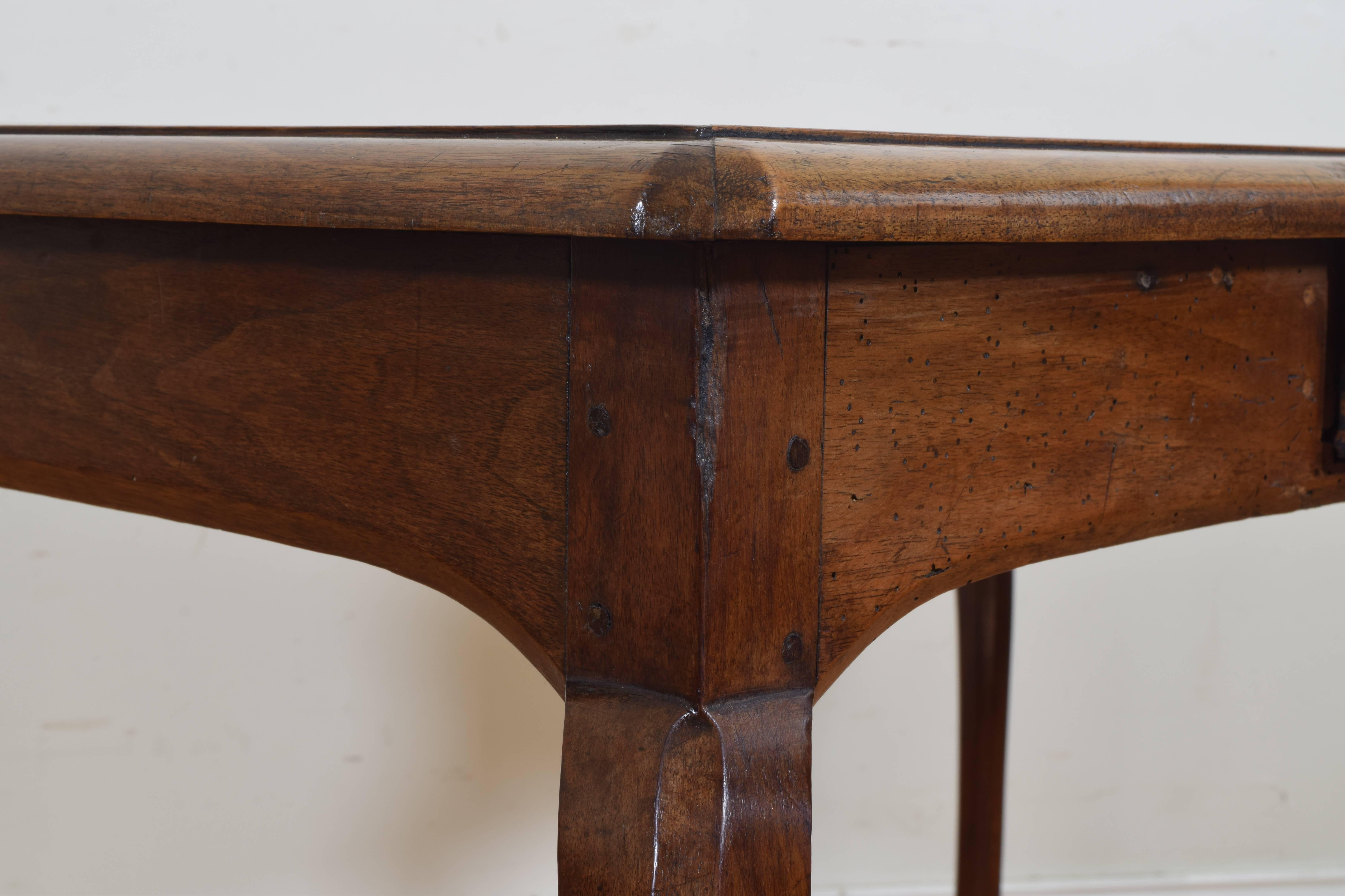 French Louis XV Period Walnut One Drawer Table, Mid-Third Quarter 18th Century 3