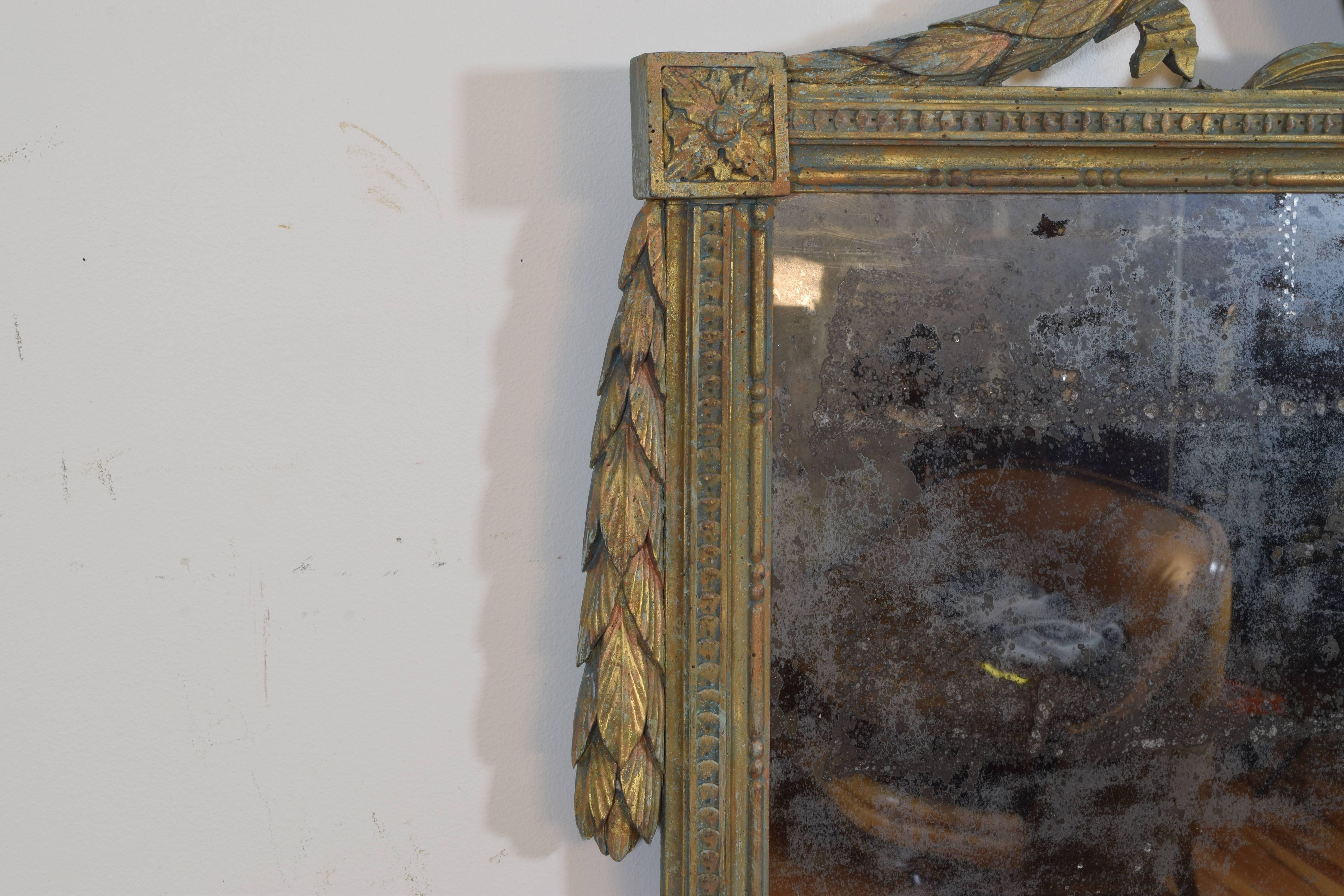 Italian Neoclassic Carved Giltwood Mirror with Verdigris Accents, 19th Century In Excellent Condition In Atlanta, GA
