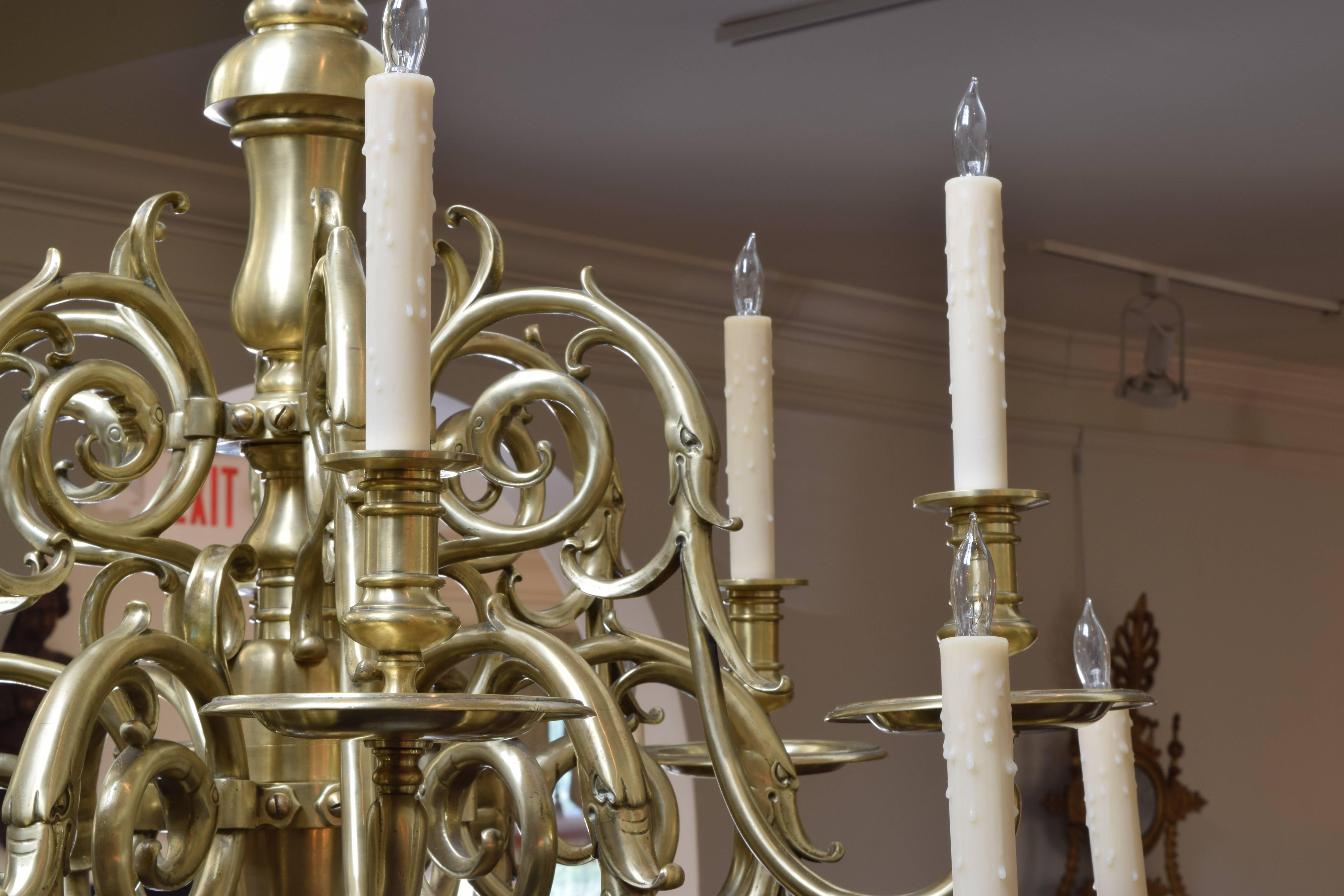 20th Century Spanish, Mallorca, Large Brass Baroque Style Twelve-Light Chandelier, circa 1900