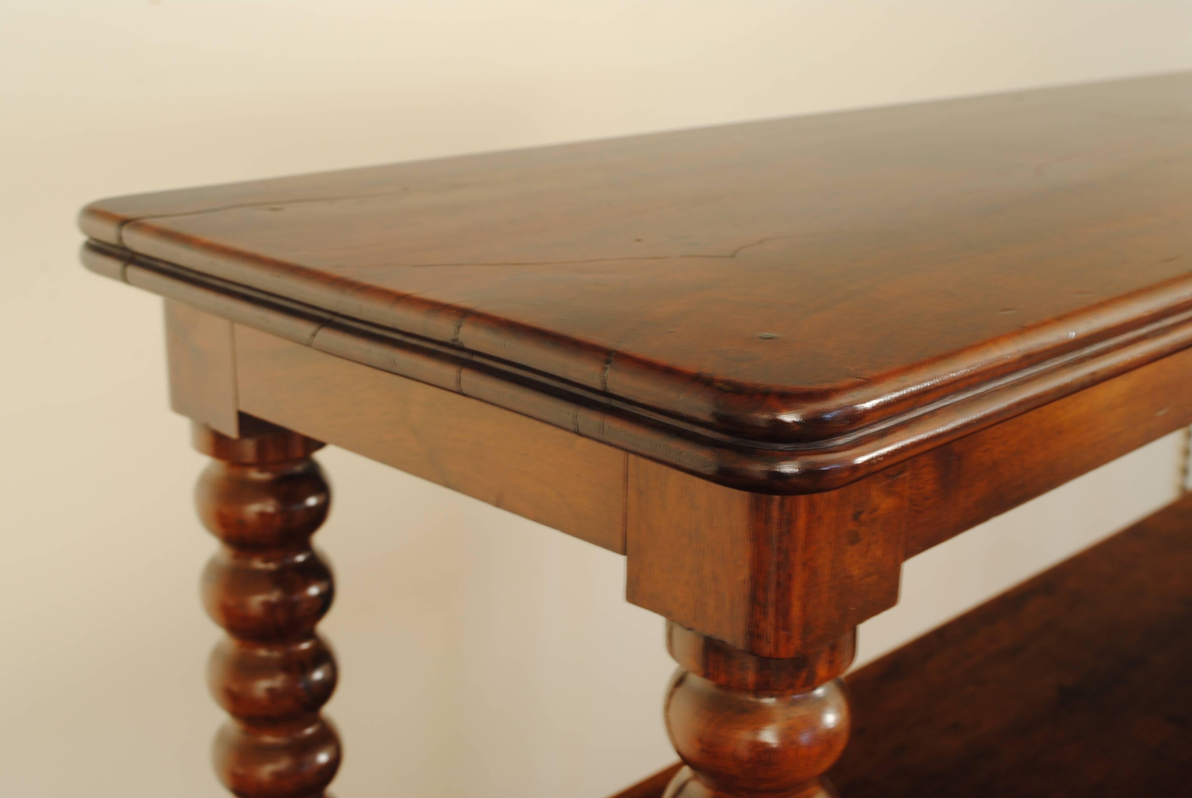 Louis Philippe French Turned Walnut Ètagerè from the Early Second Half of the 19th Century