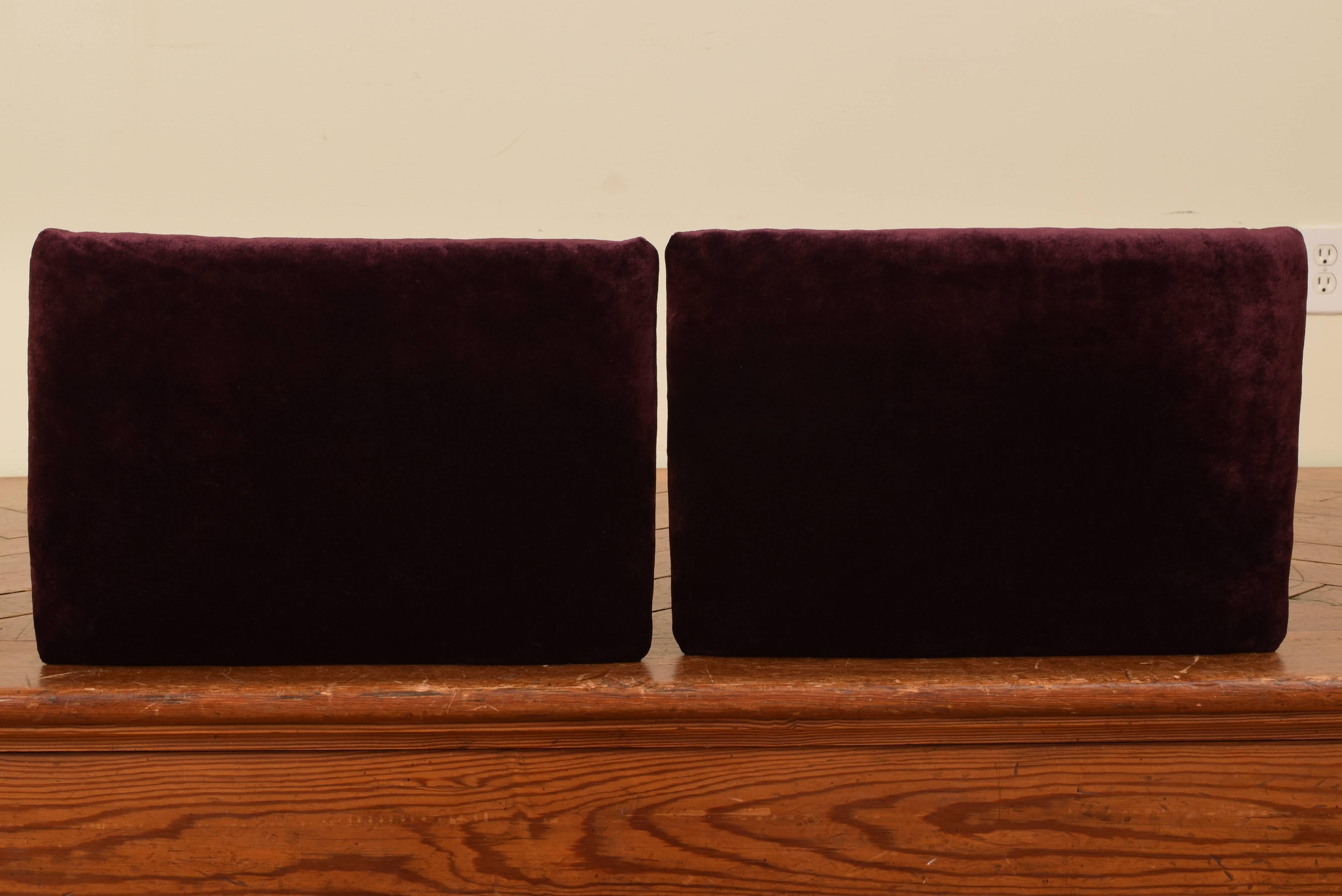 Pair of Italian Early 18th Century Dark Walnut and Upholstered Footstools In Excellent Condition In Atlanta, GA