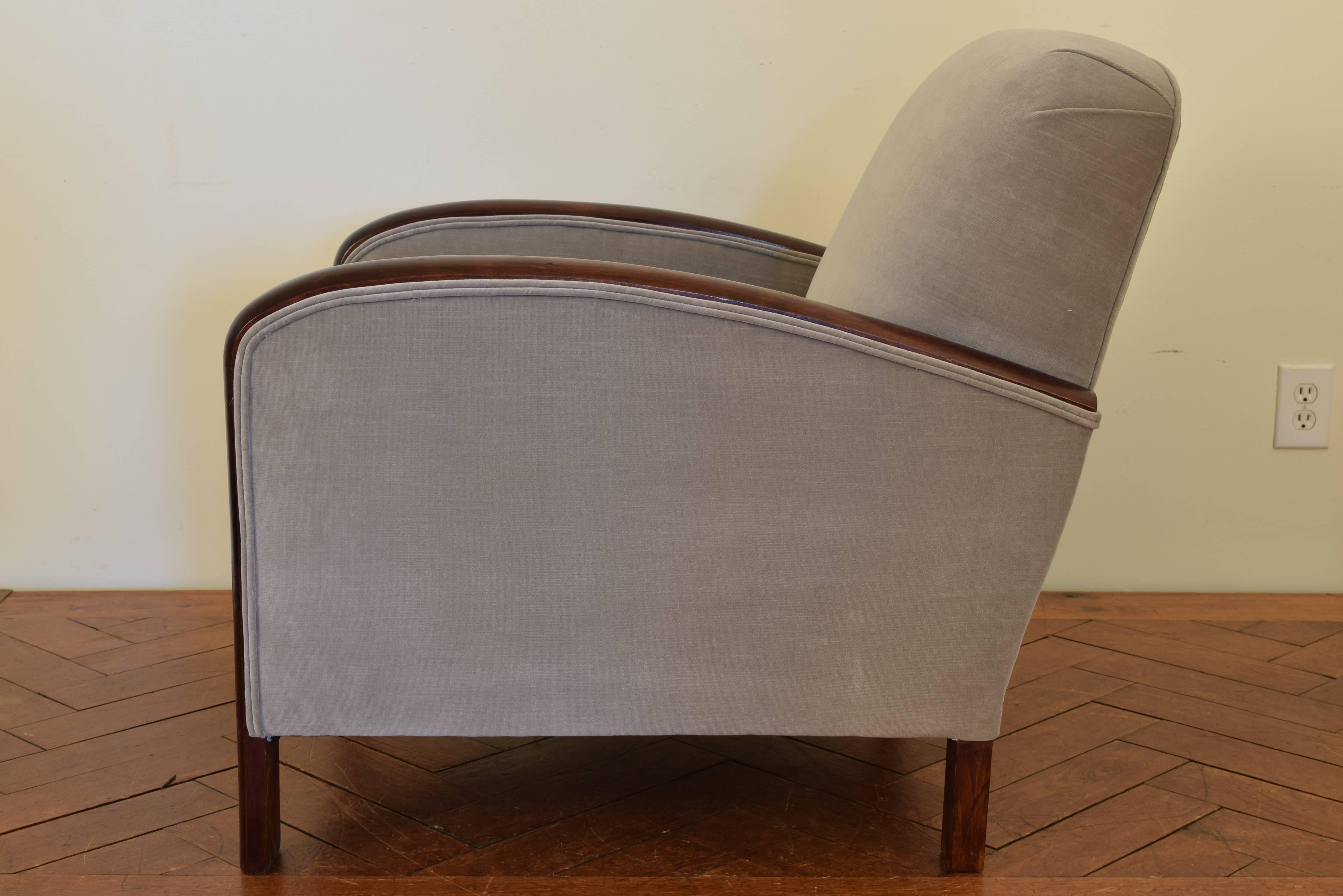 Art Deco French Mid-1930s Mahogany and Upholstered Bergere