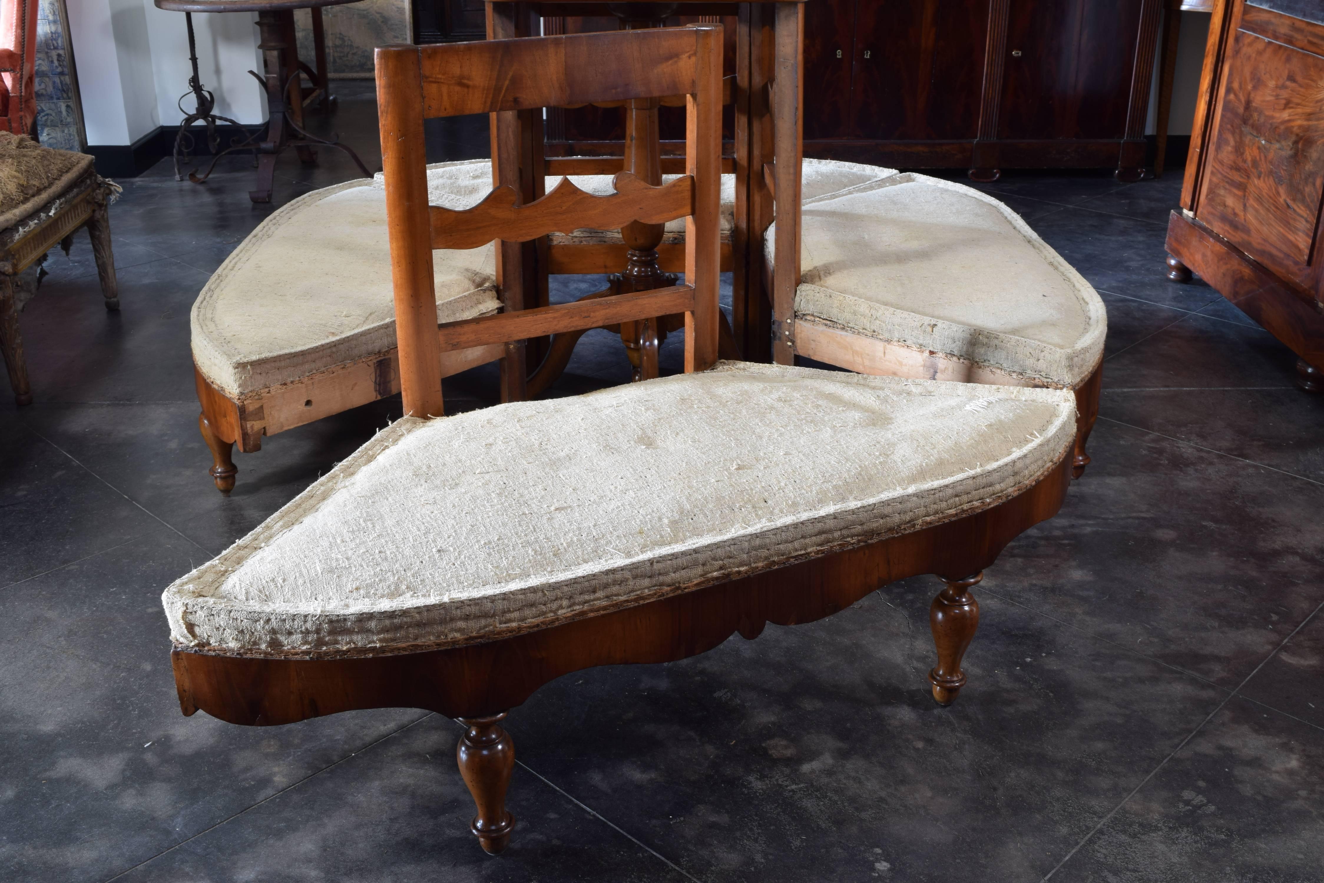 Mid-19th Century Italian Neoclassic Walnut & Walnut Veneer Borne, Interior Table, 19th Century