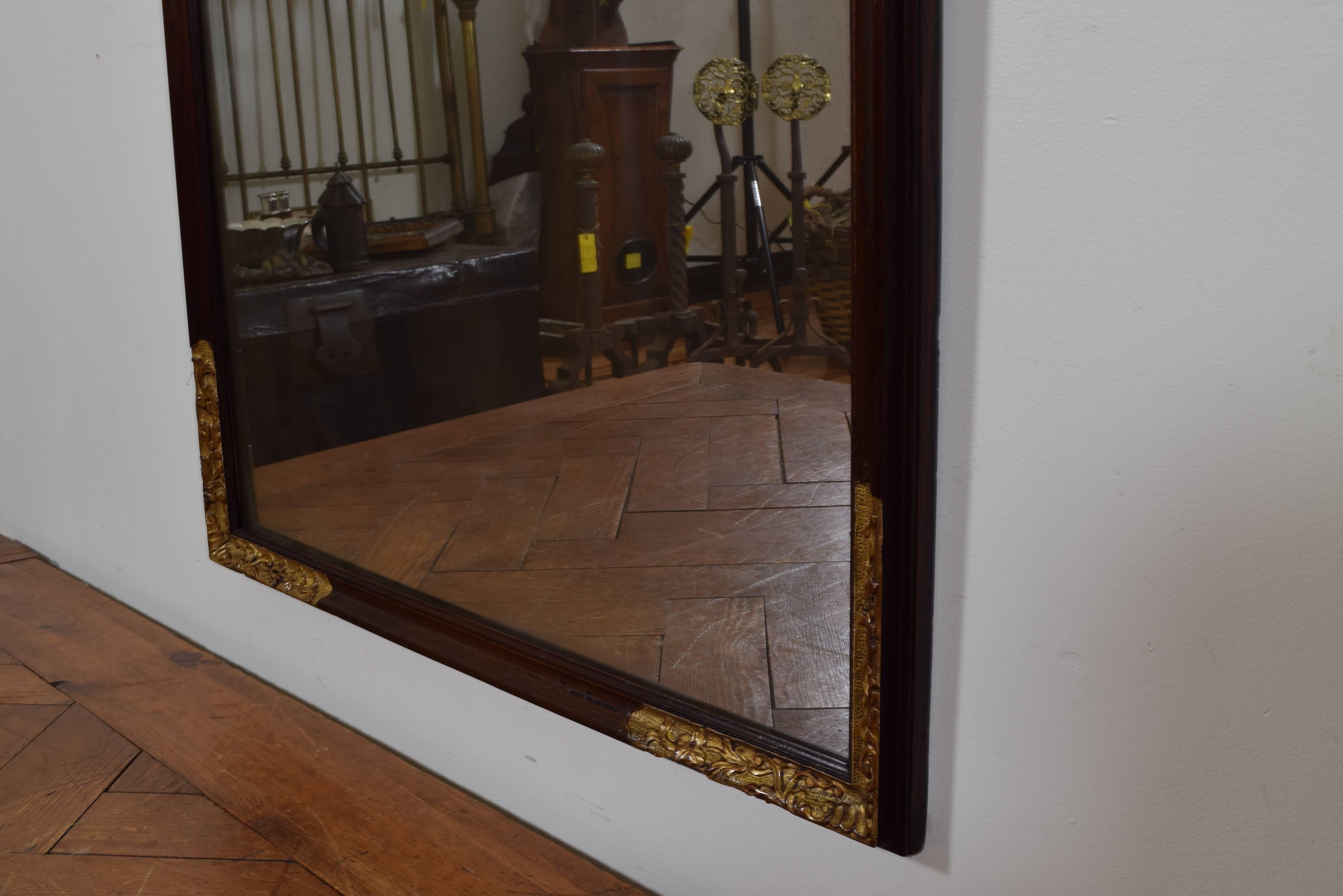 Italian Walnut and Giltwood Queen Anne Style Mirror, 19th Century 1