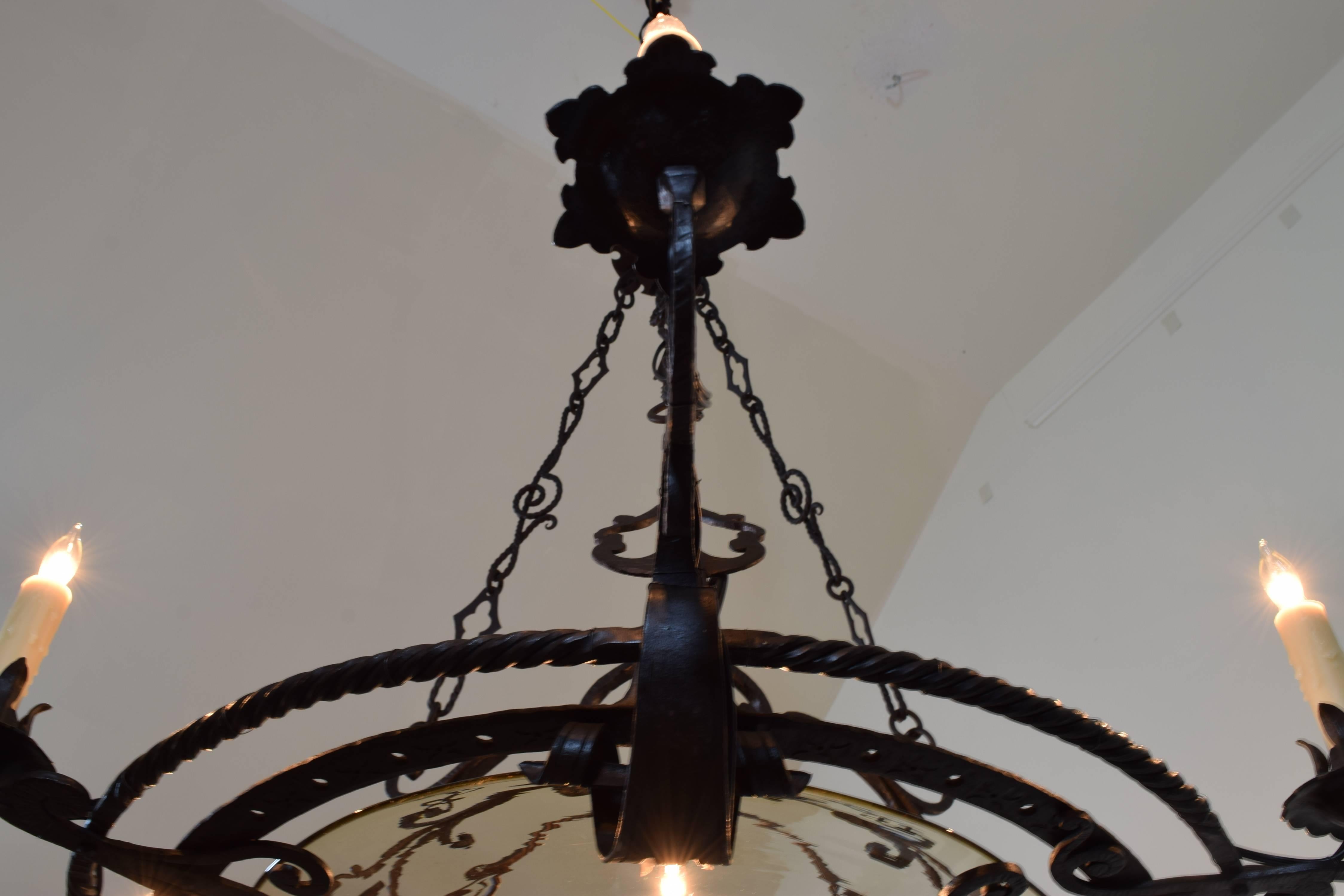 Milanese Masterfully Wrought Iron Seven-Light Chandelier, Early 20th Century 6
