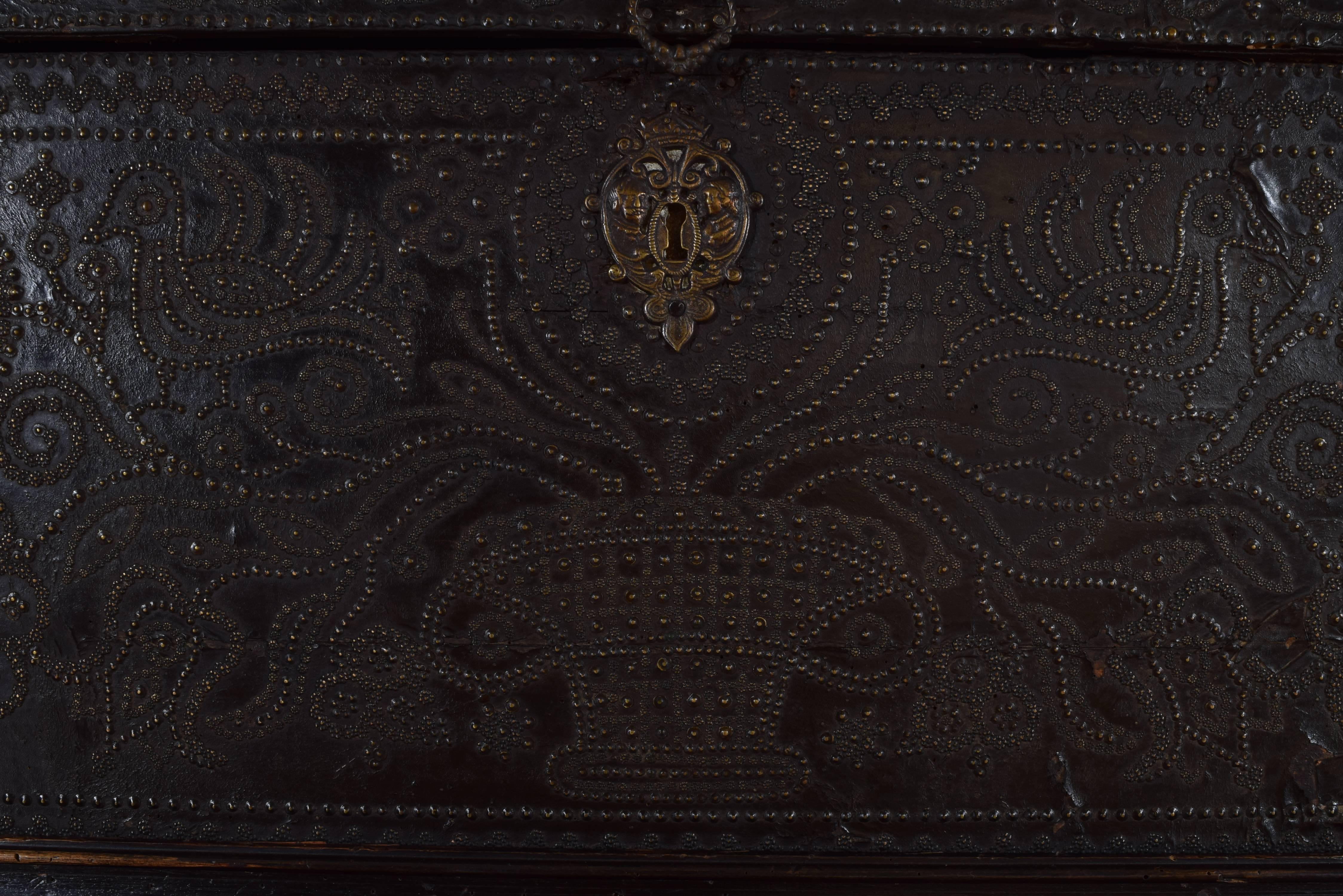 Italian Baroque Leather Covered and Brass Decorated Traveling Chest 2