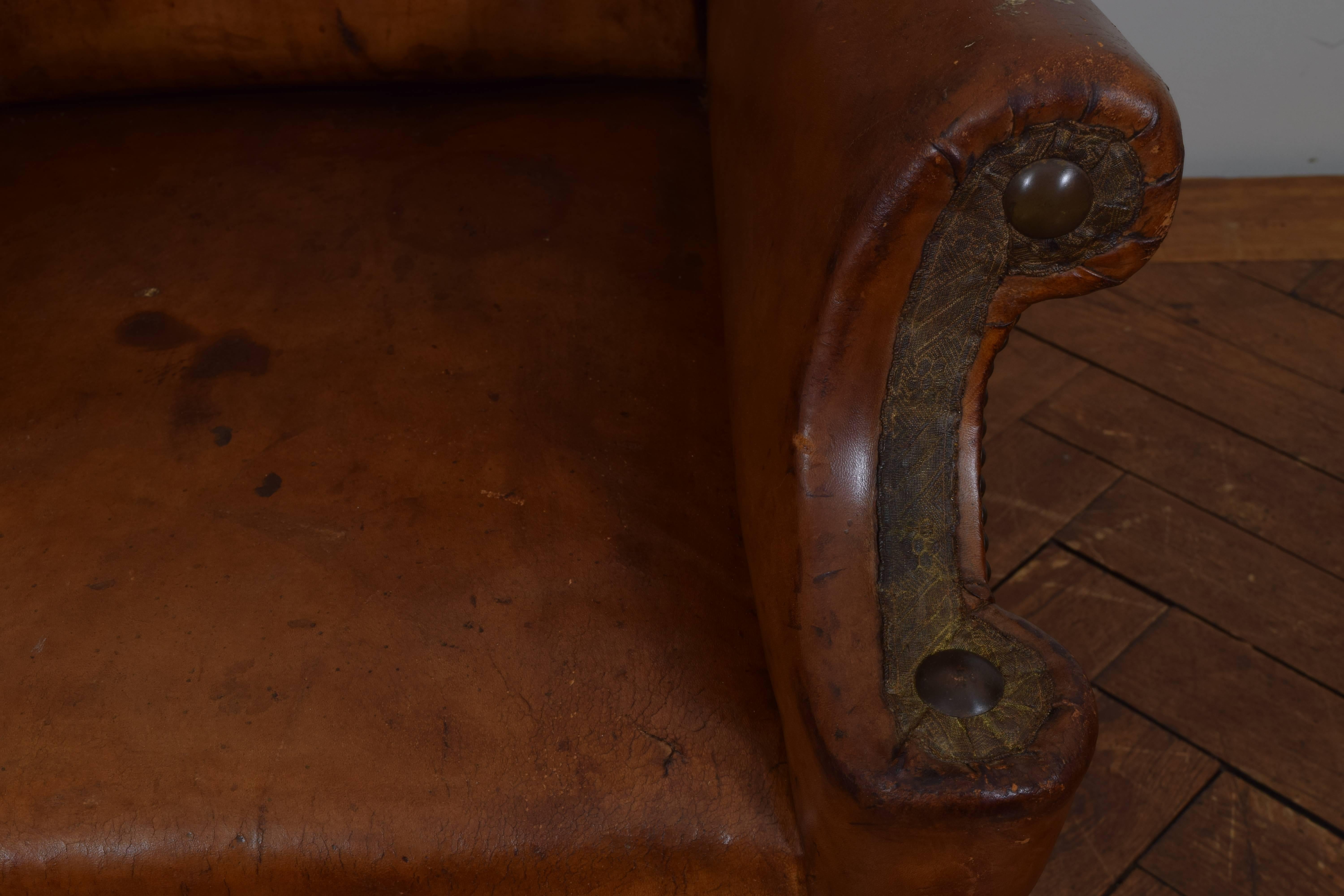 Spanish Baroque Style Walnut and Leather Upholstered Wing Chair, 19th Century 2