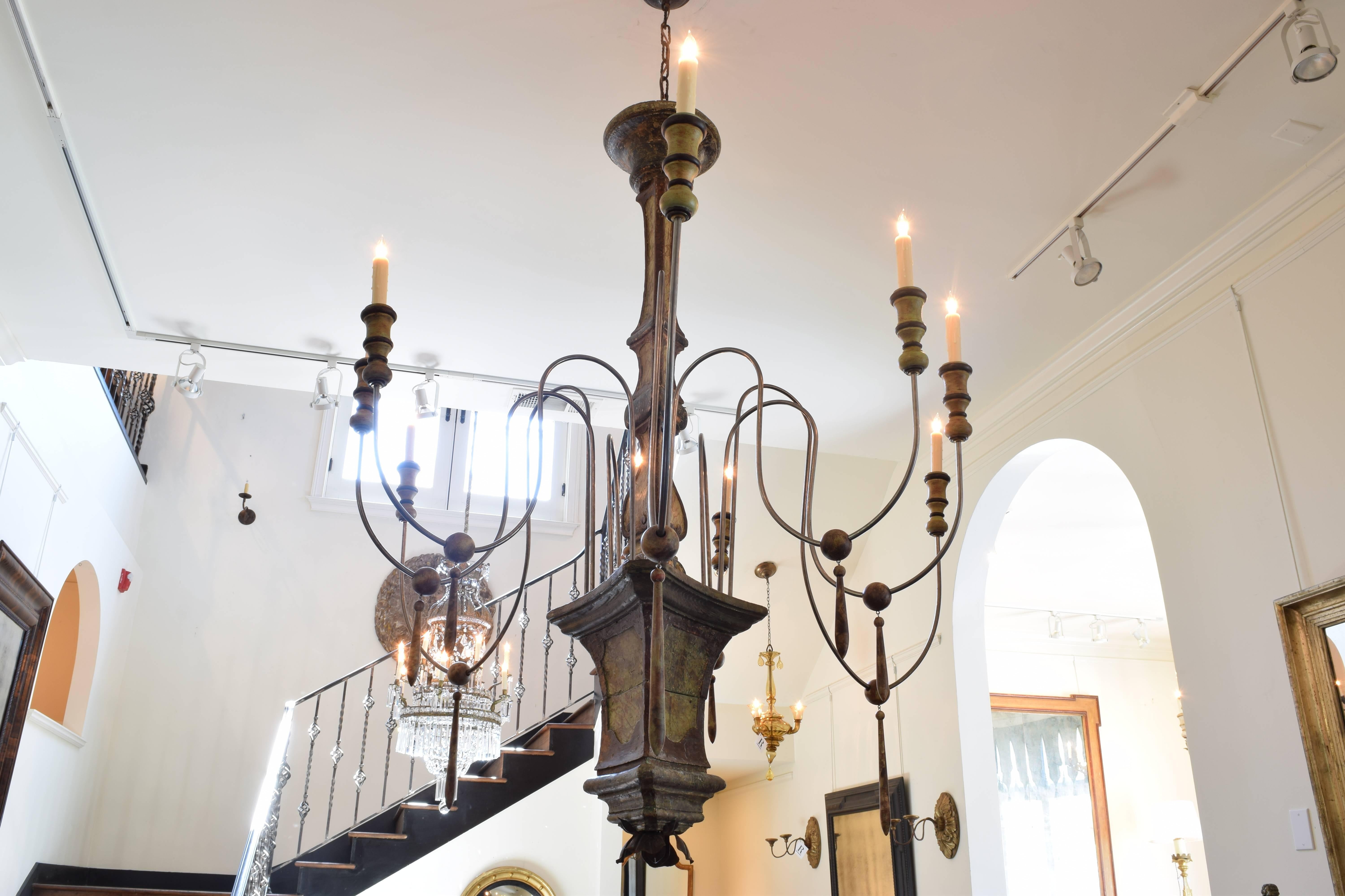 Large Italian Rococo Faux Marble Painted Nine-Light Chandelier, UL Wired In Excellent Condition In Atlanta, GA