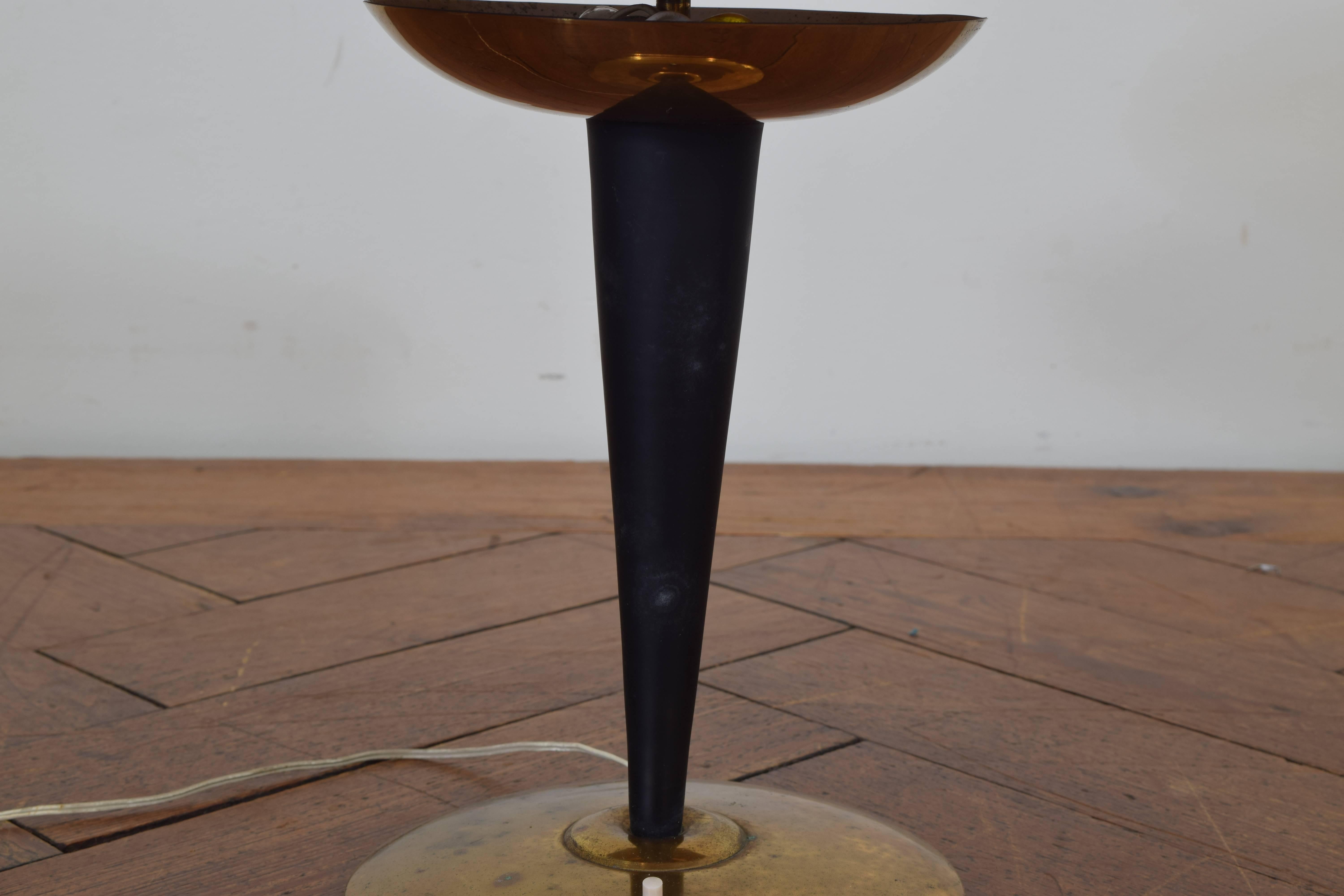 Italian Brass and Painted Metal Table Lamp, Mid-20th Century In Good Condition In Atlanta, GA