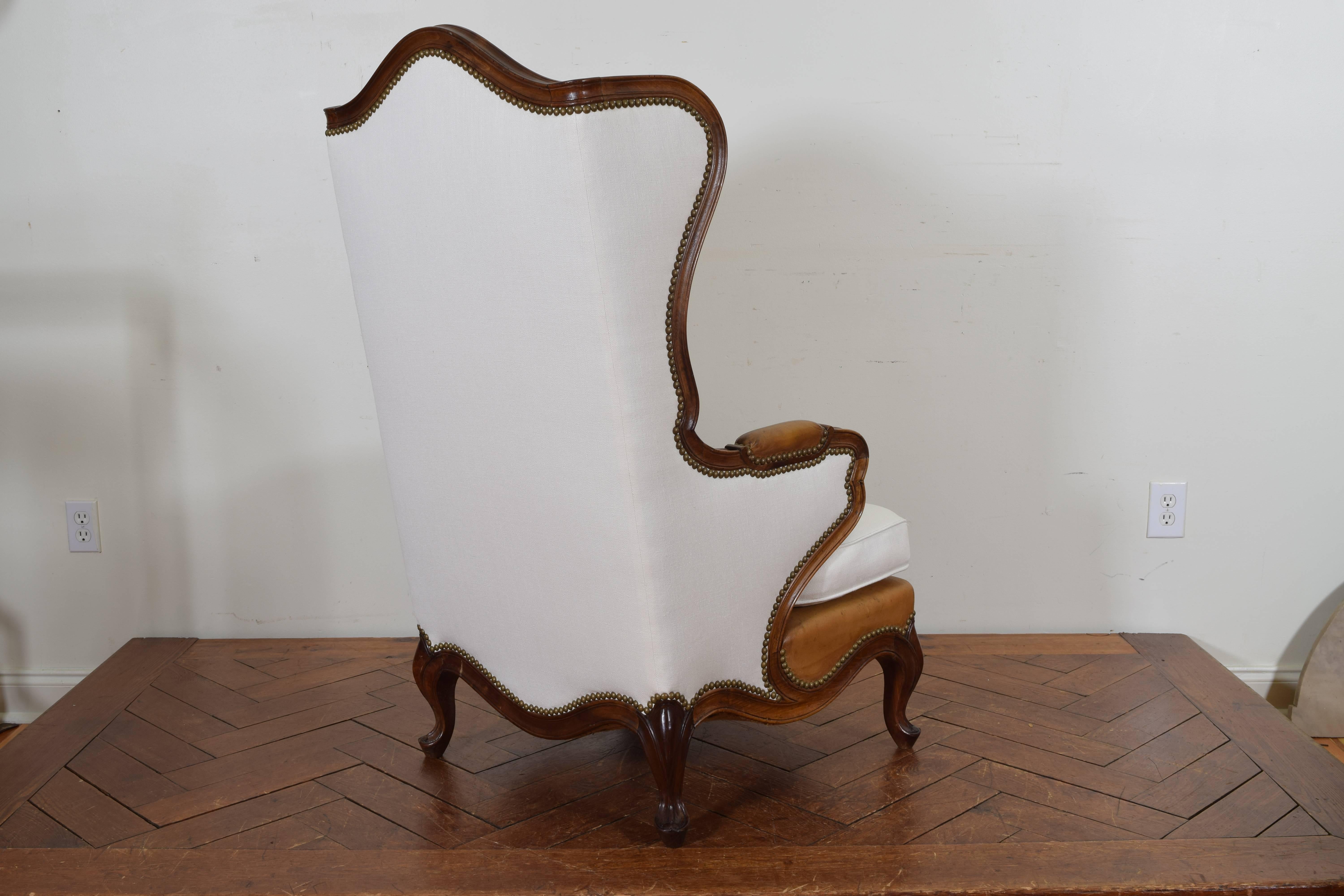 20th Century Spanish Rococo Style Walnut, Leather, and Linen Upholstered Bergère