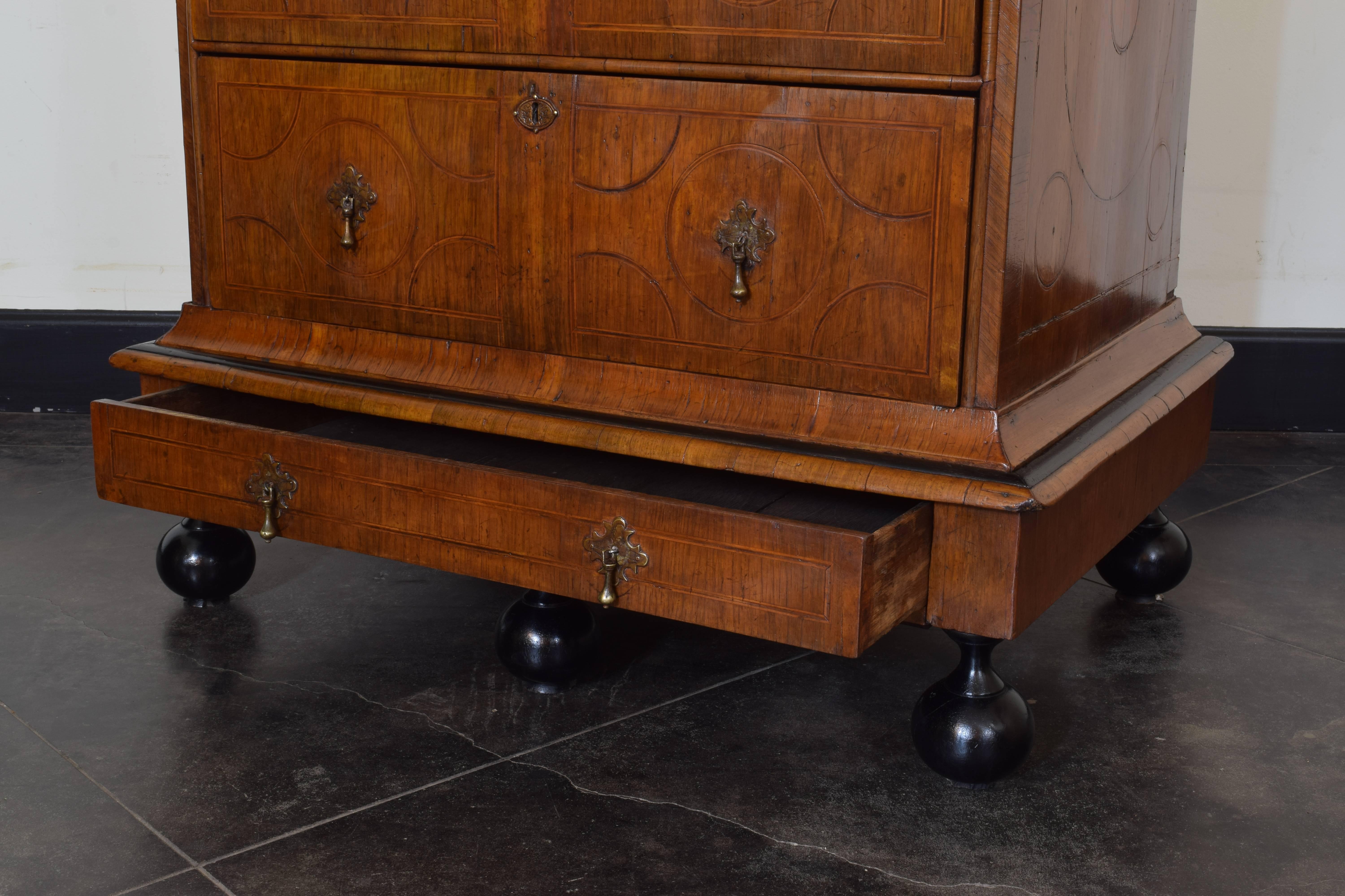 Dutch Early 18th Century Walnut and Band Inlaid Cabinet on Stand 4