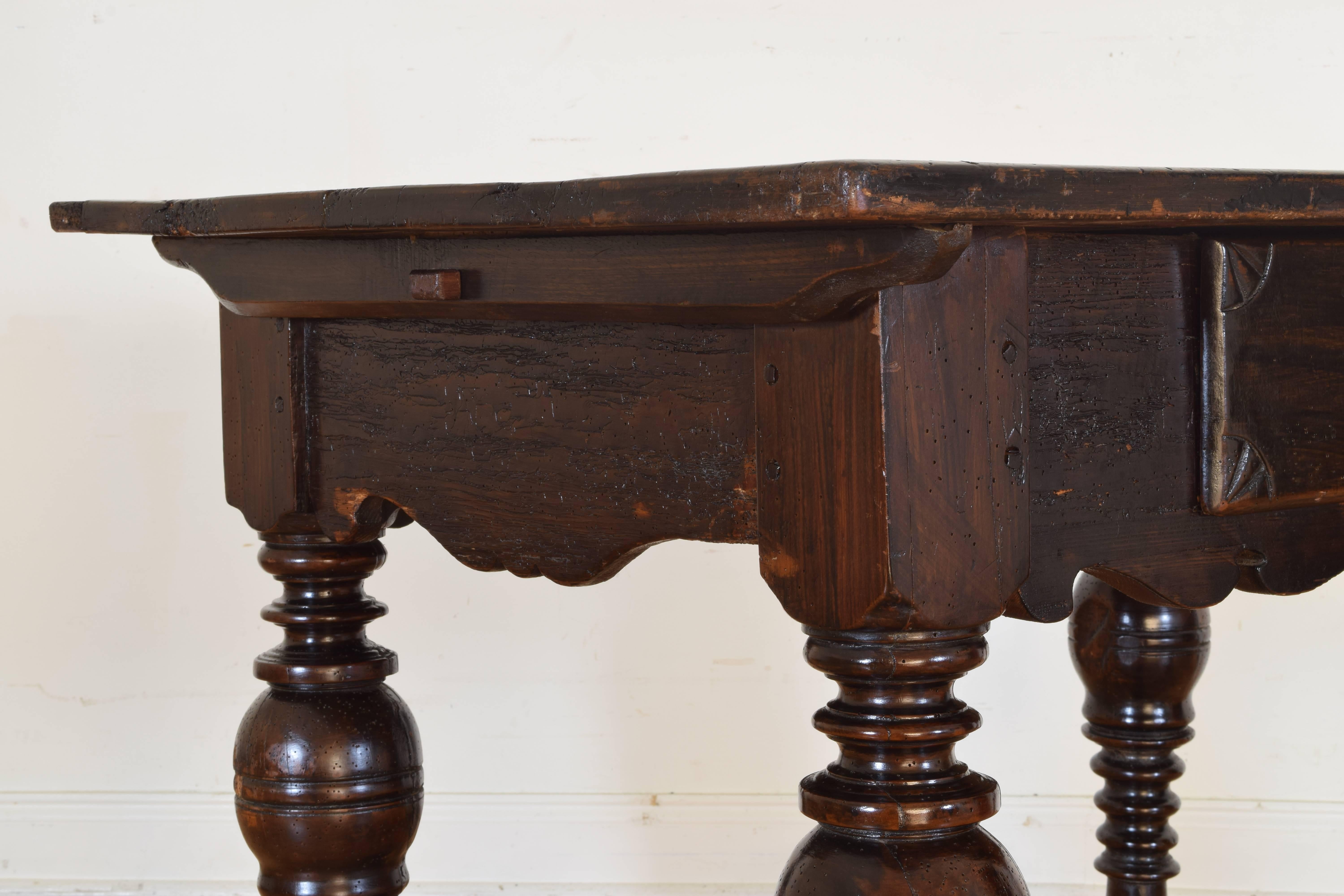 Portuguese Carved and Turned Stained Pinewood 1-Drawer Table, Early 18th Century 2