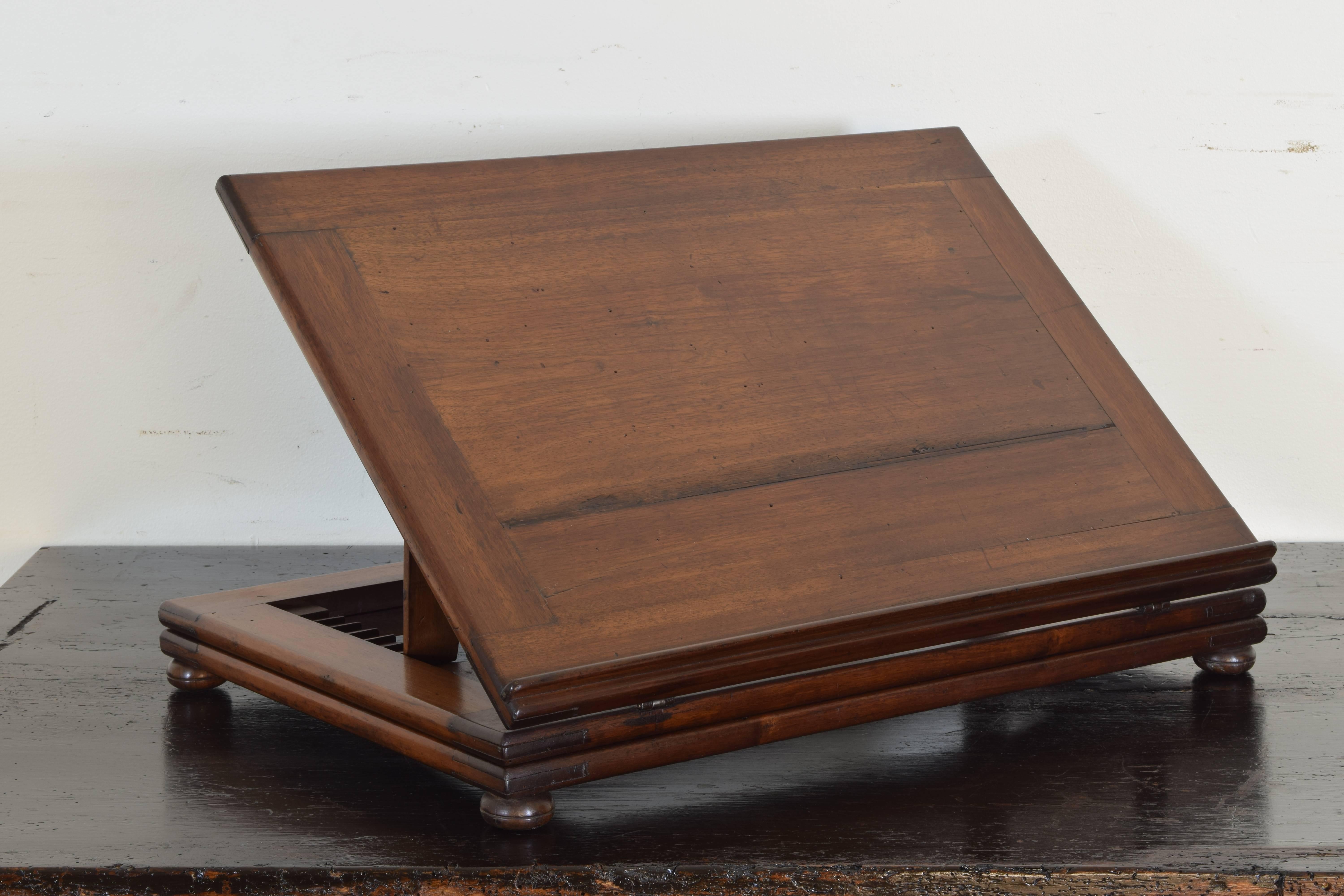Italian Walnut Adjustable Leggio 'Bookstand' from the Mid-19th Century 2