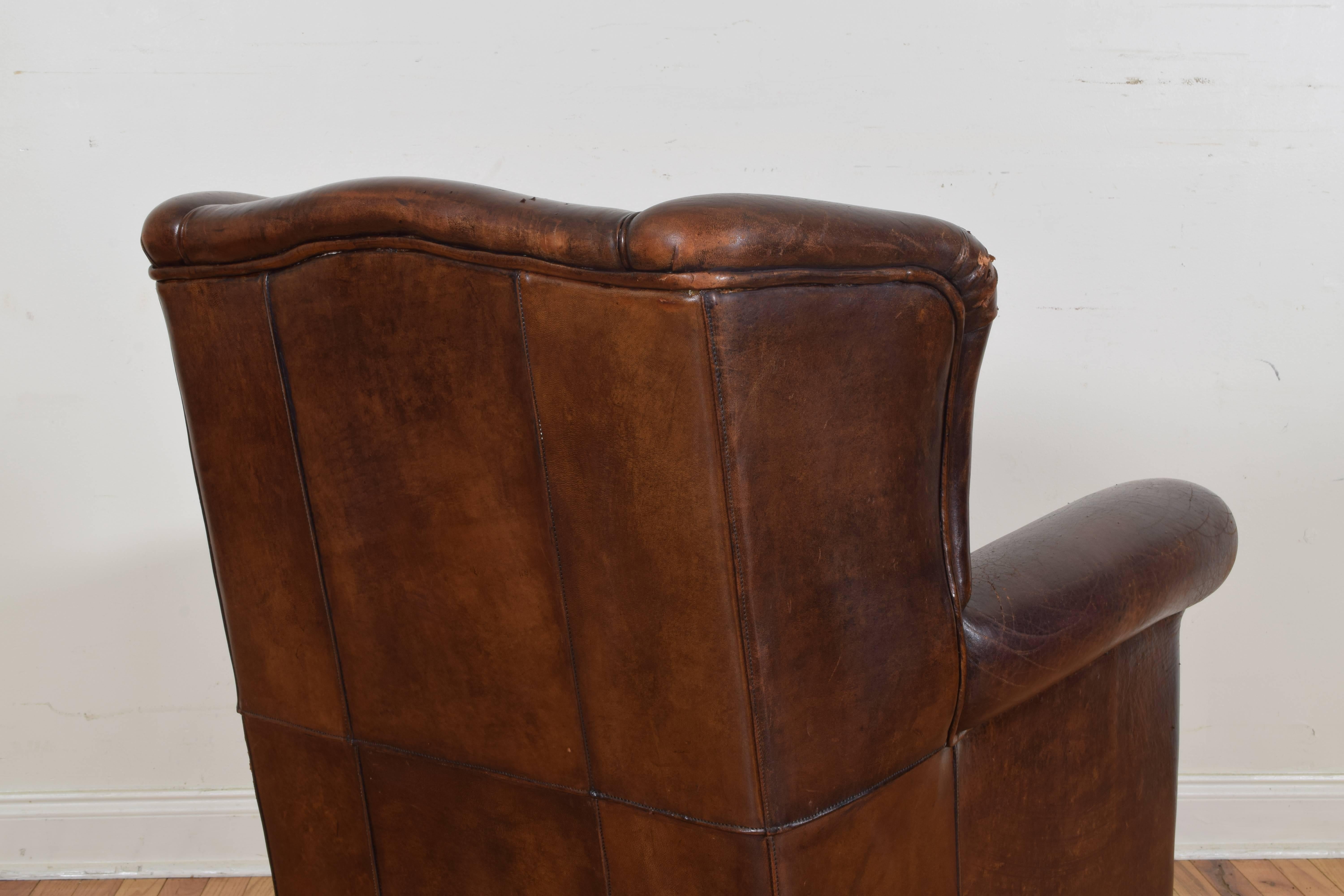 Pair of English Leather Upholstered Wingchairs with Piping, circa 1940s 2