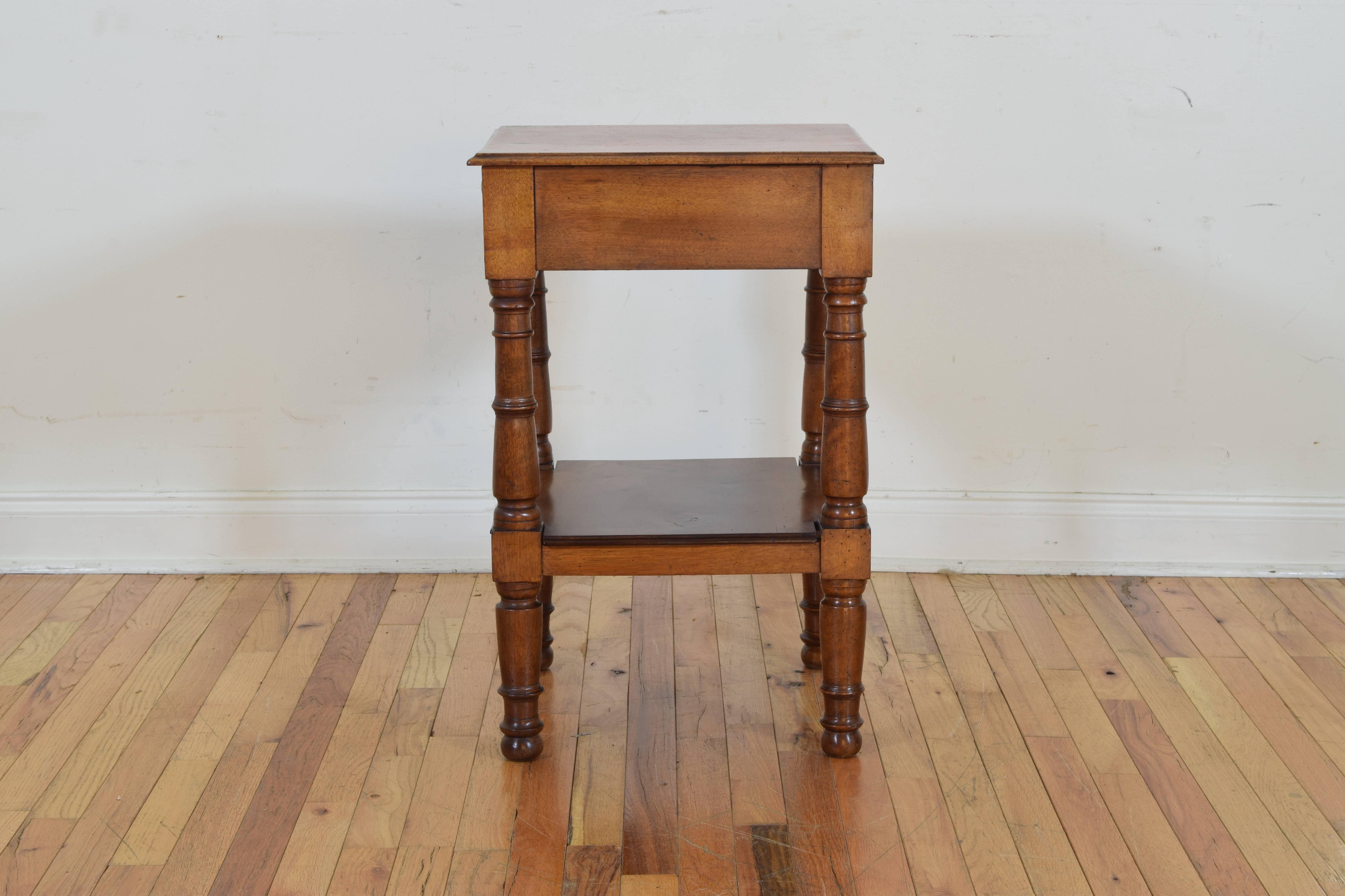 French Walnut Louis Philippe Two Tier Side Table, ca. 1840 In Excellent Condition In Atlanta, GA