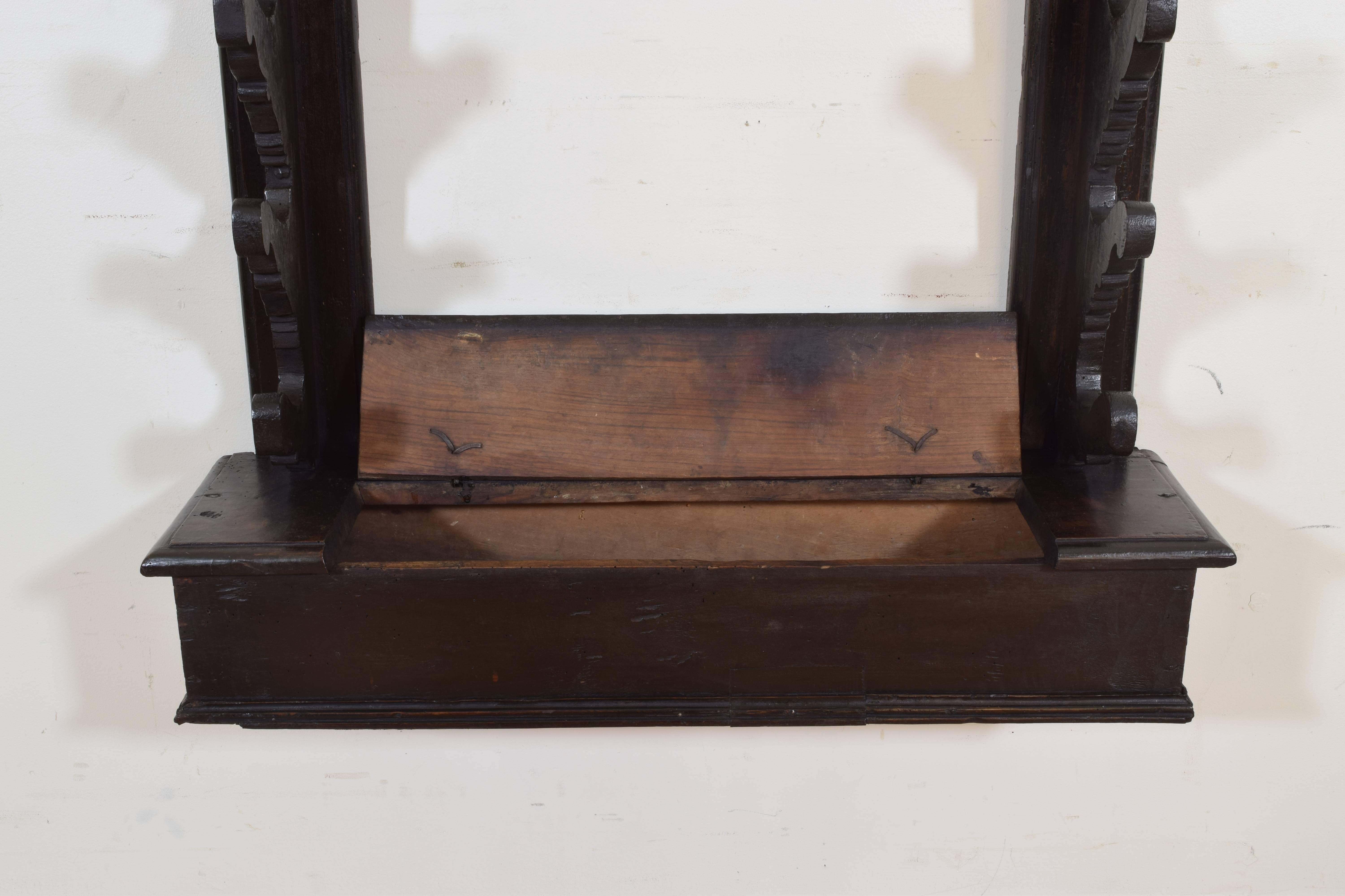 Italian Baroque Period Dark Walnut Gun Rack, 17th-18th Century 2