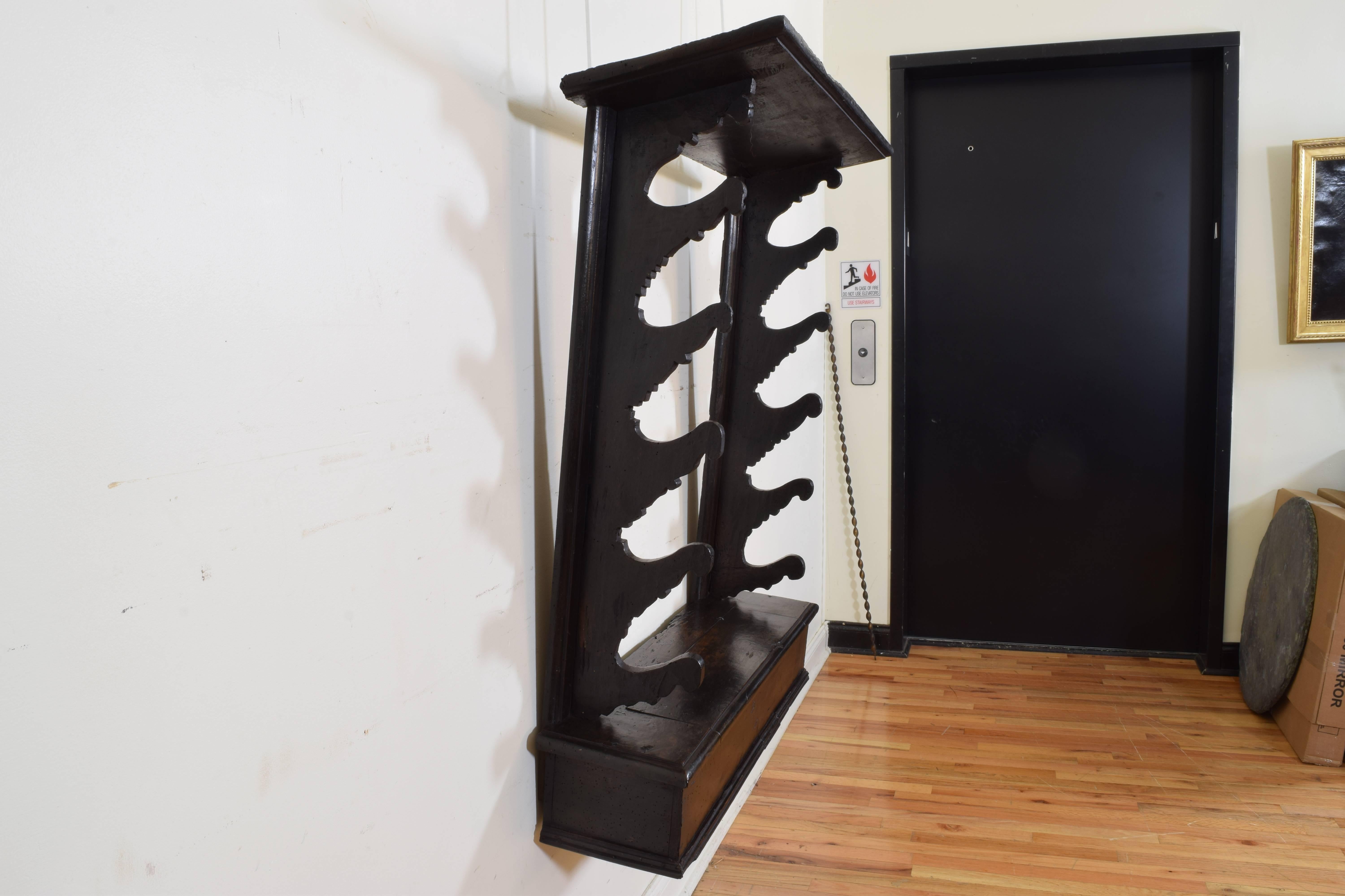 Italian Baroque Period Dark Walnut Gun Rack, 17th-18th Century 4