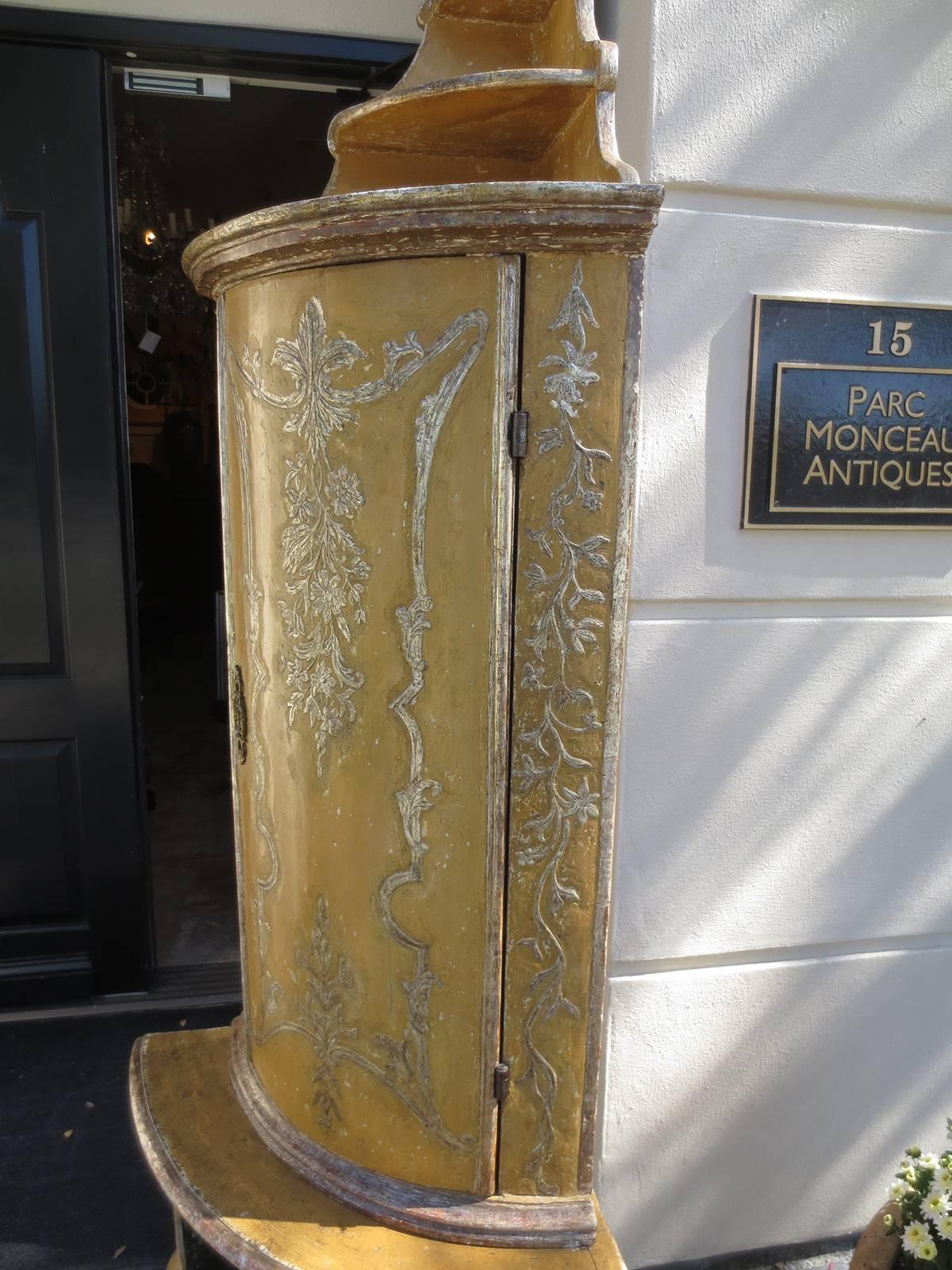 19th-20th Century Painted Italian Corner Cabinet In Good Condition For Sale In Atlanta, GA