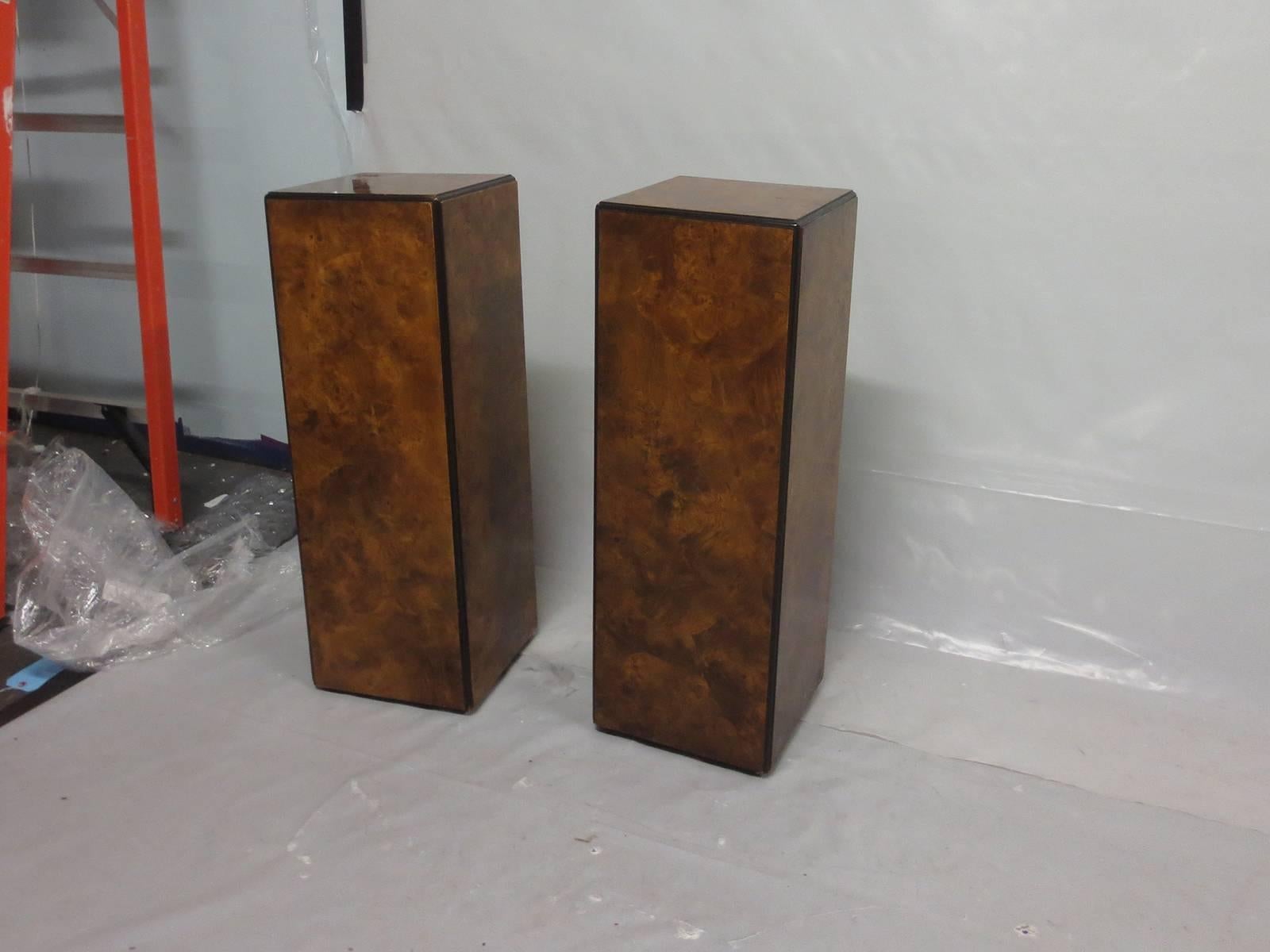 Mid-20th Century Italian Burled Olive Wood Pedestals In Good Condition For Sale In Atlanta, GA
