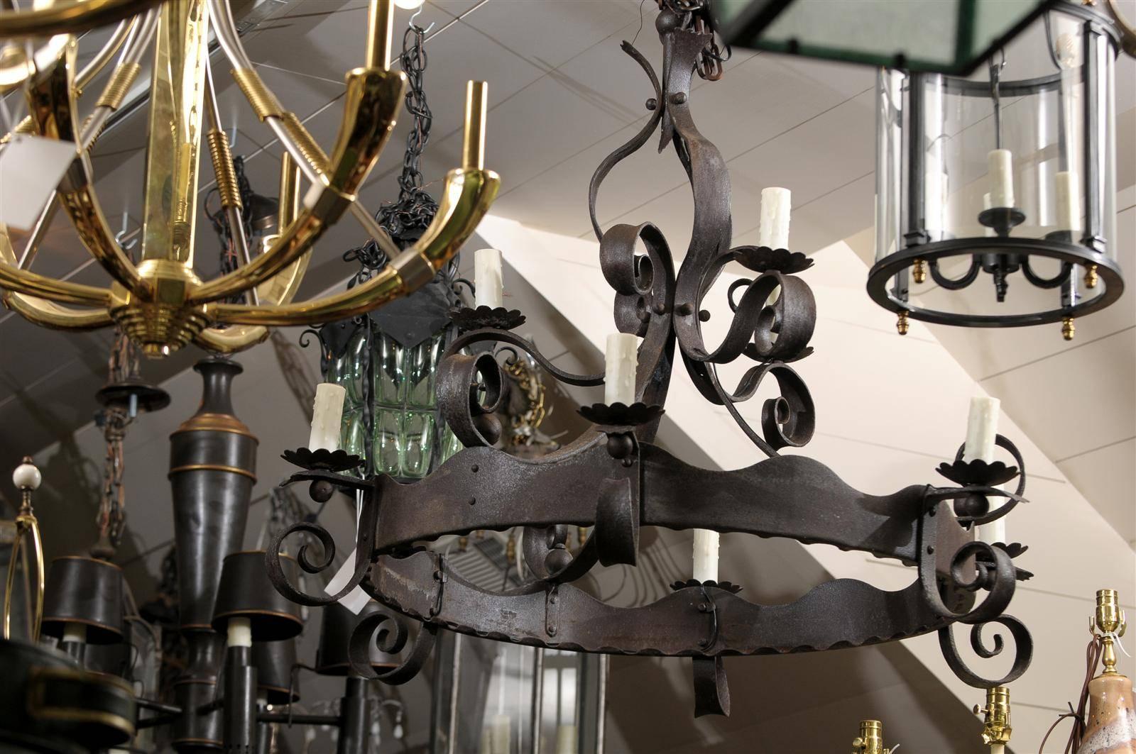 EARLY 20thC HAND WROUGHT IRON CHANDELIER In Excellent Condition In Atlanta, GA