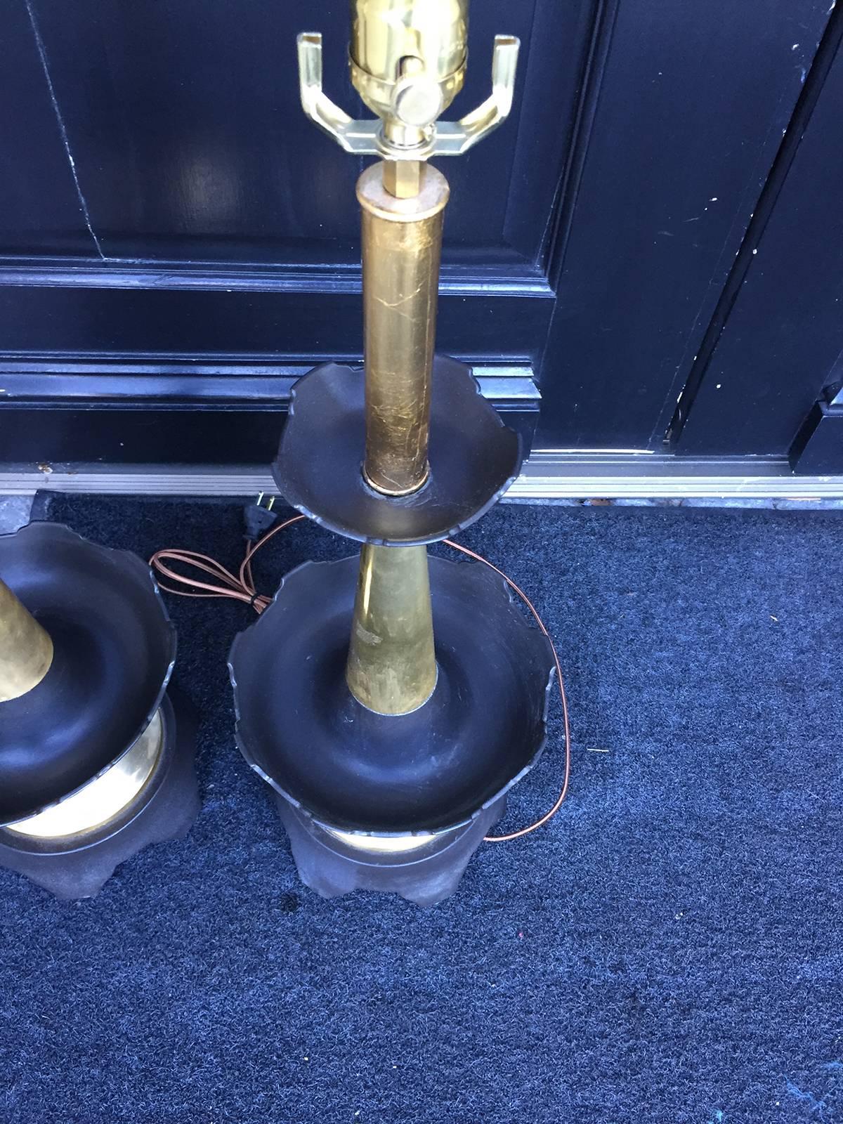 Pair of Midcentury Brass Lamps In Good Condition In Atlanta, GA