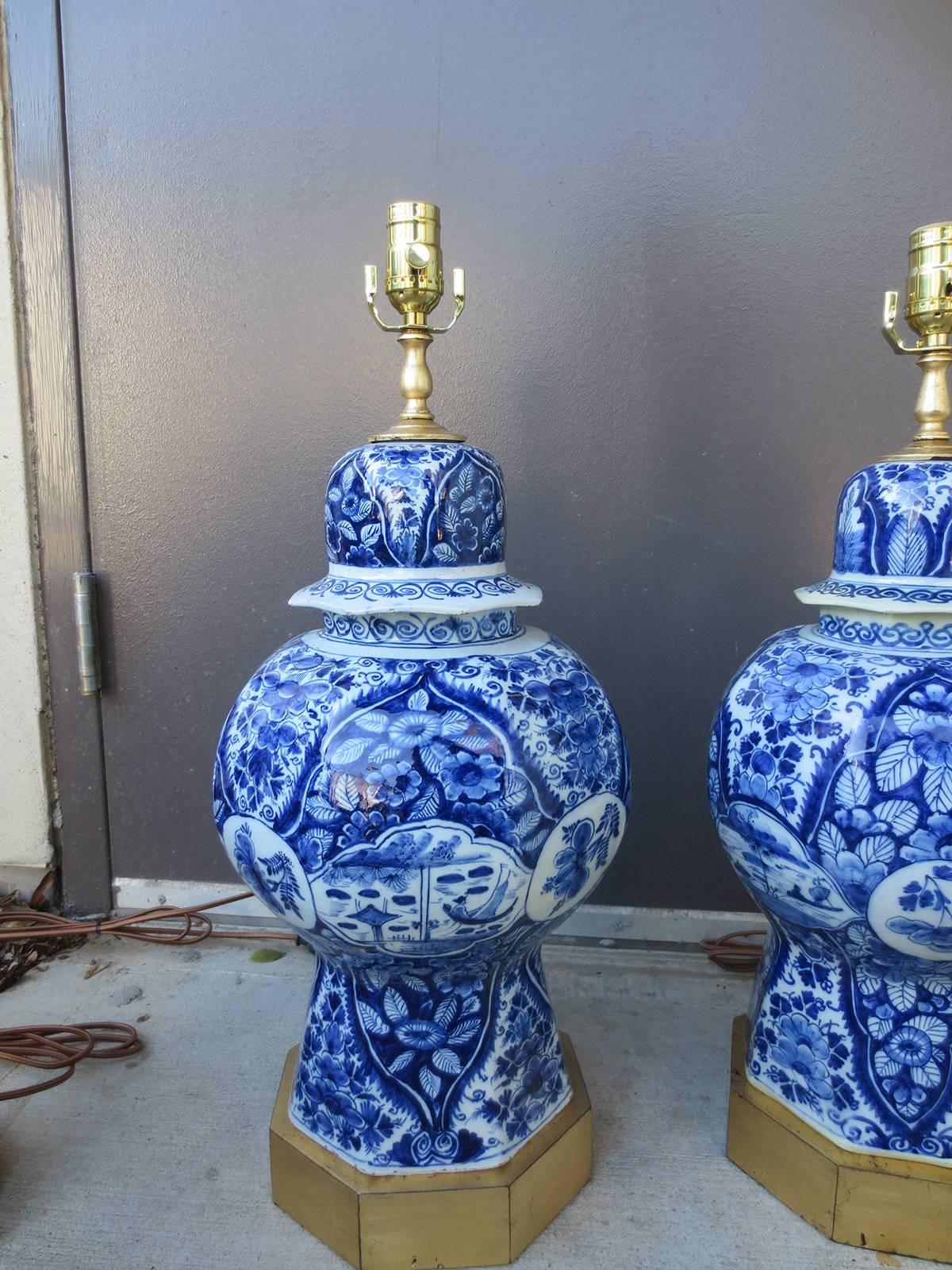 18th Century and Earlier Pair of Early 18th Century Delft Jars as Lamps on Custom Gilt Bases